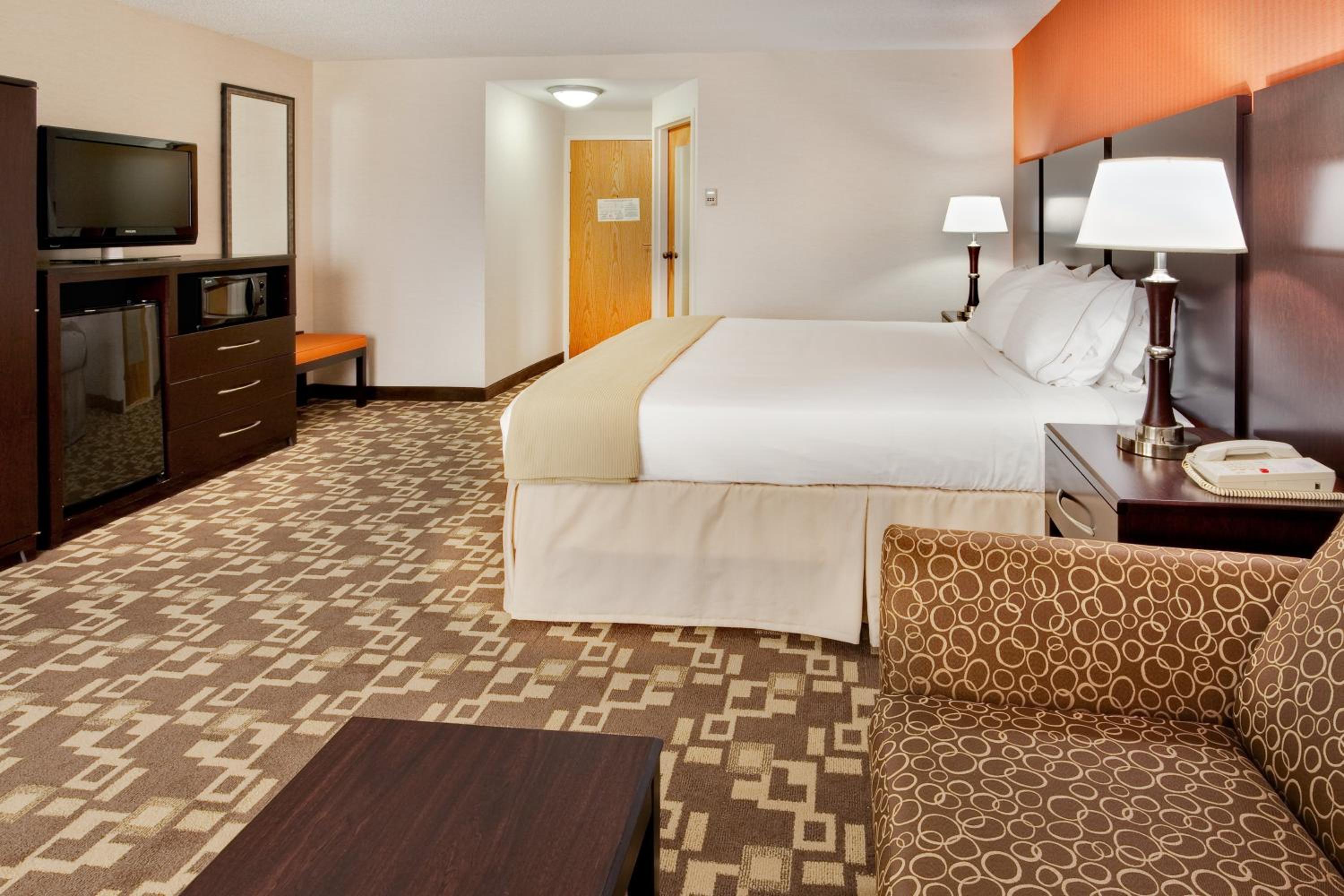 Wilkes-Barre Vacations - Holiday Inn Express Wilkes Barre East, an IHG Hotel - Property Image 10