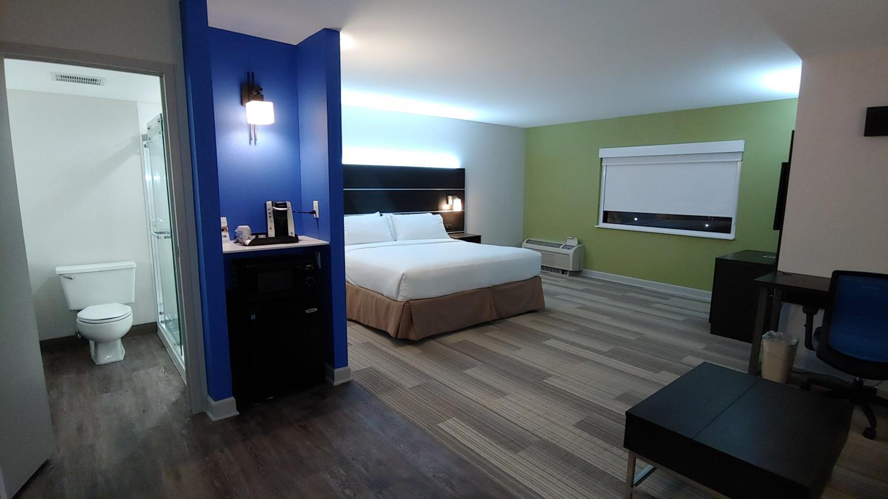 Holiday Inn Express Schaumburg-Rolling Meadows, an IHG Hotel - Property Image 7