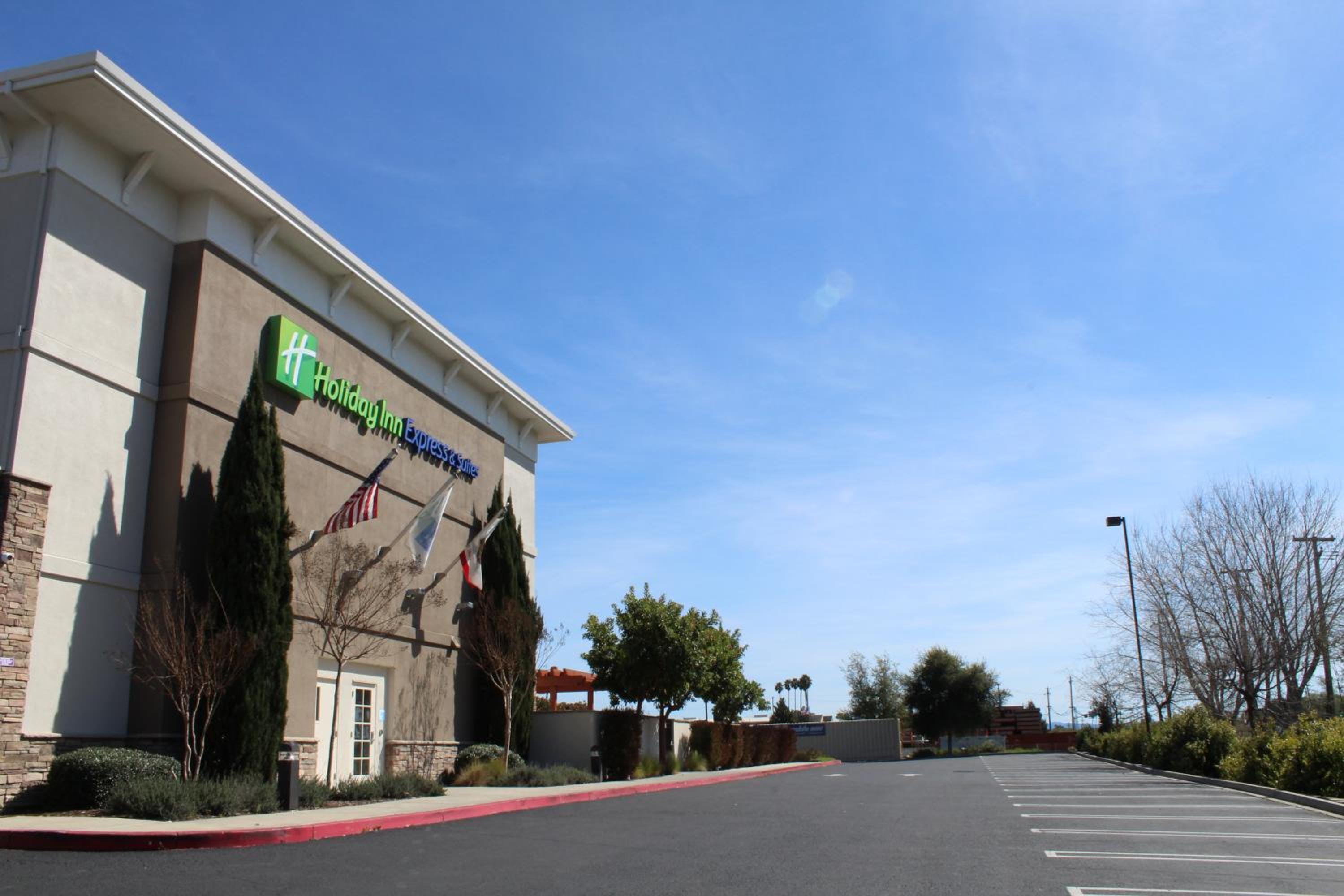 Holiday Inn Express Hotel Suites Napa Valley-American Canyon, an IHG Hotel - Property Image 17