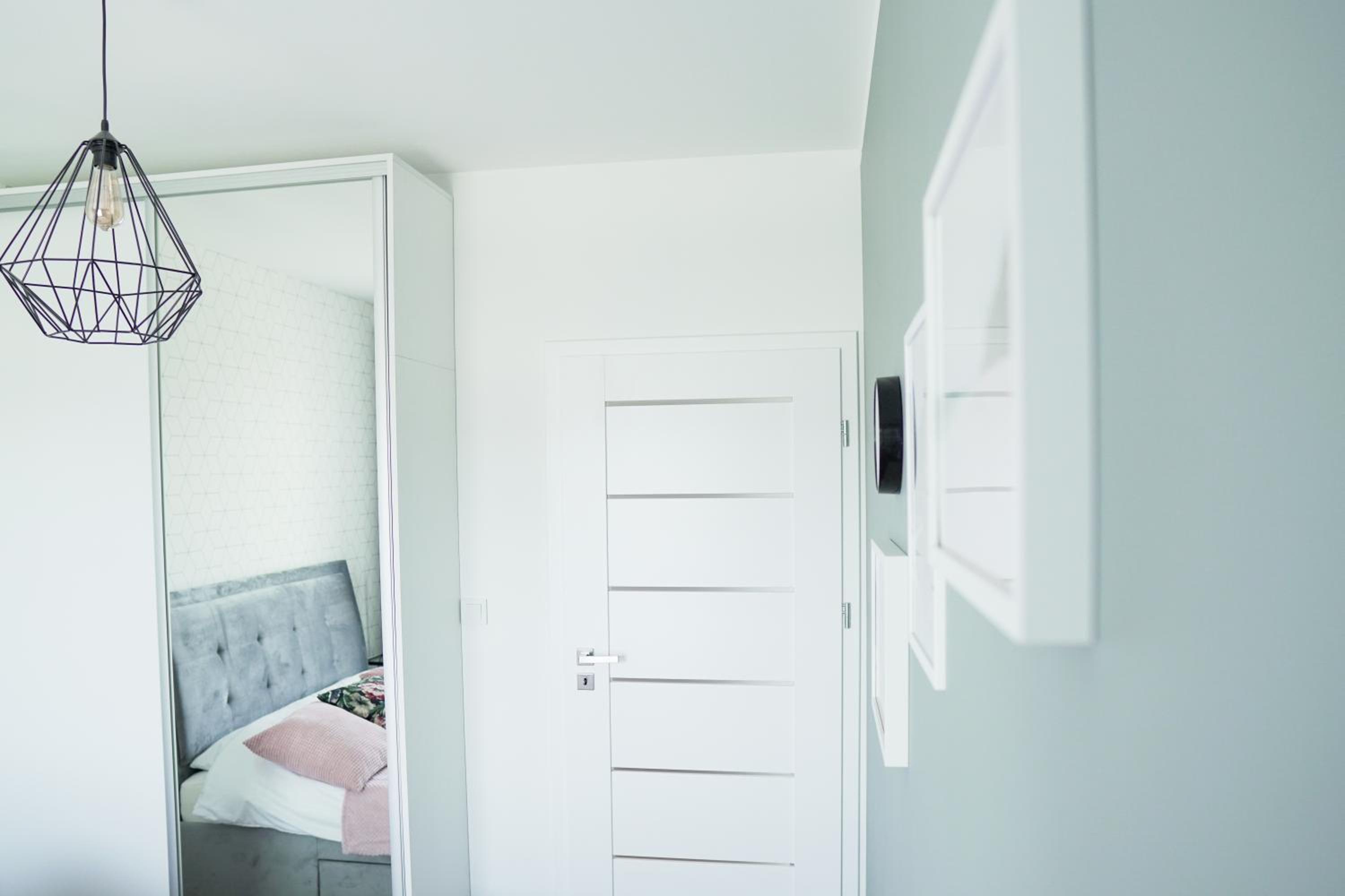 Vizzit Us Premium Apartments view 4