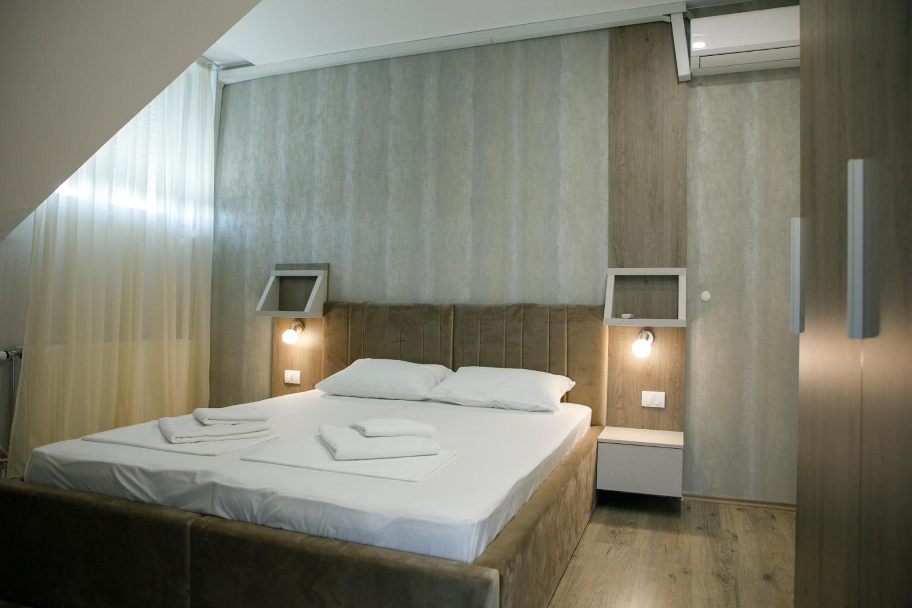 Fine Suites view 5