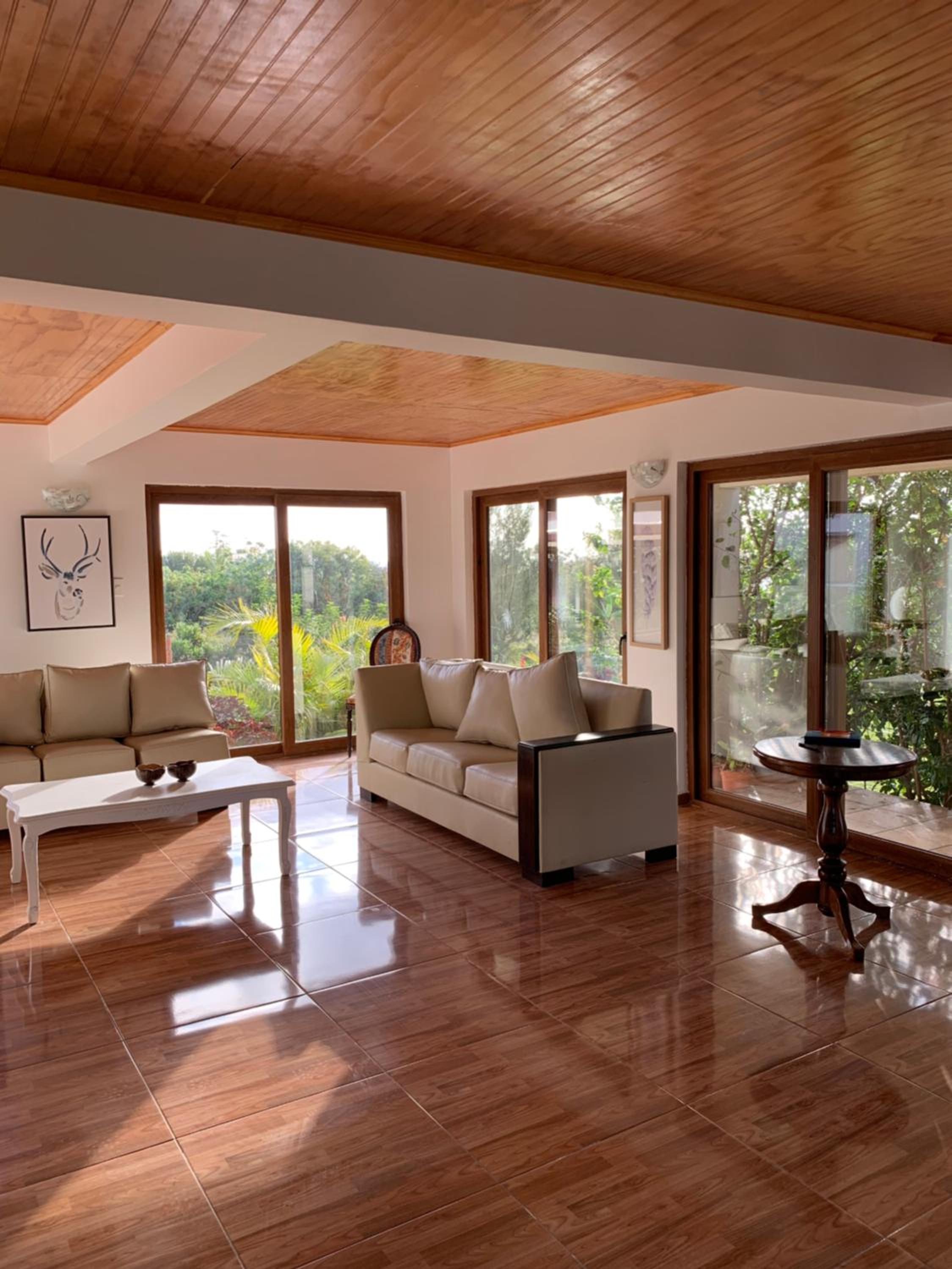 Teanehi Bed & Breakfast