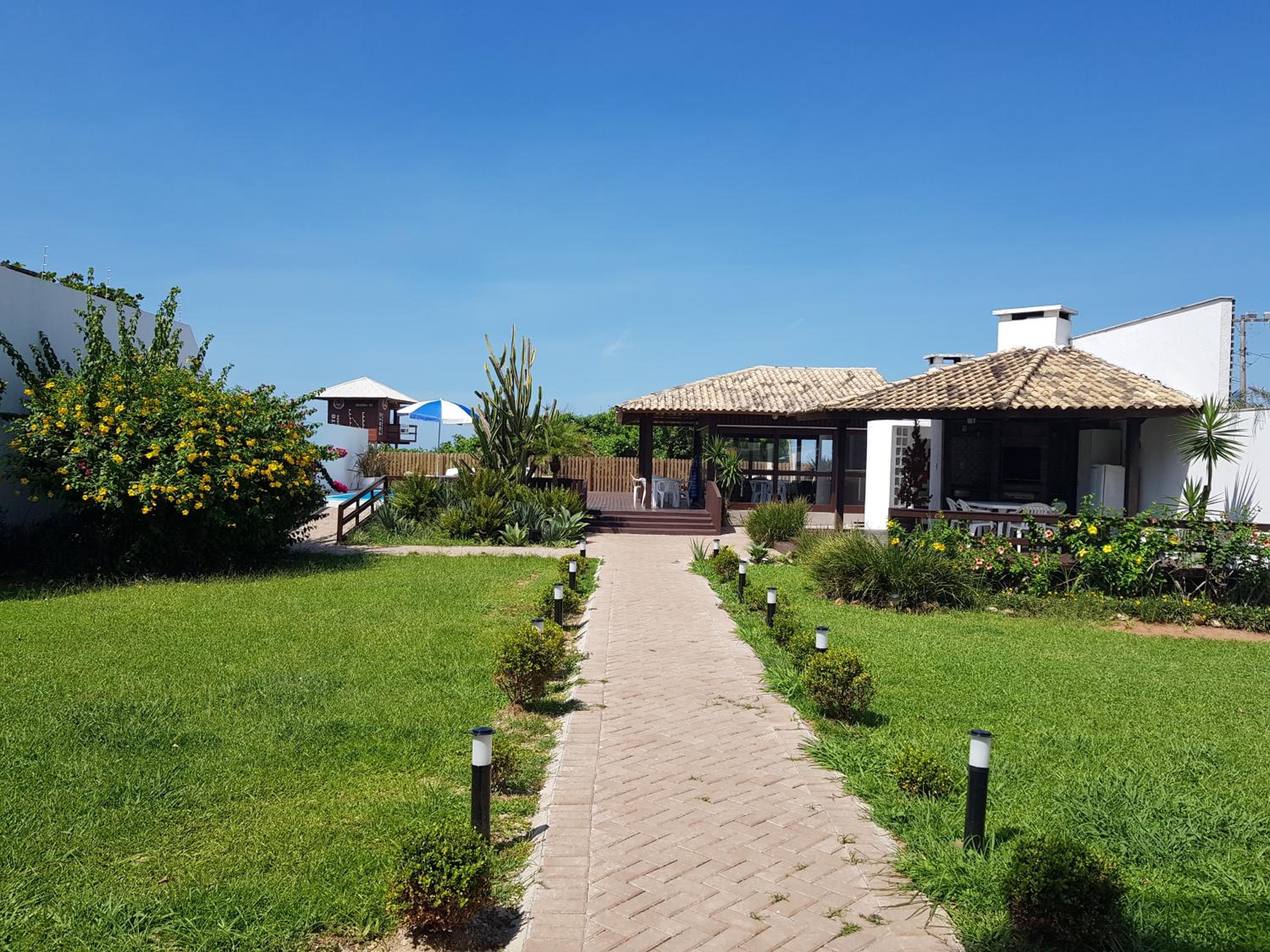 APTO203-IDP -NA AREIA DA PRAIA