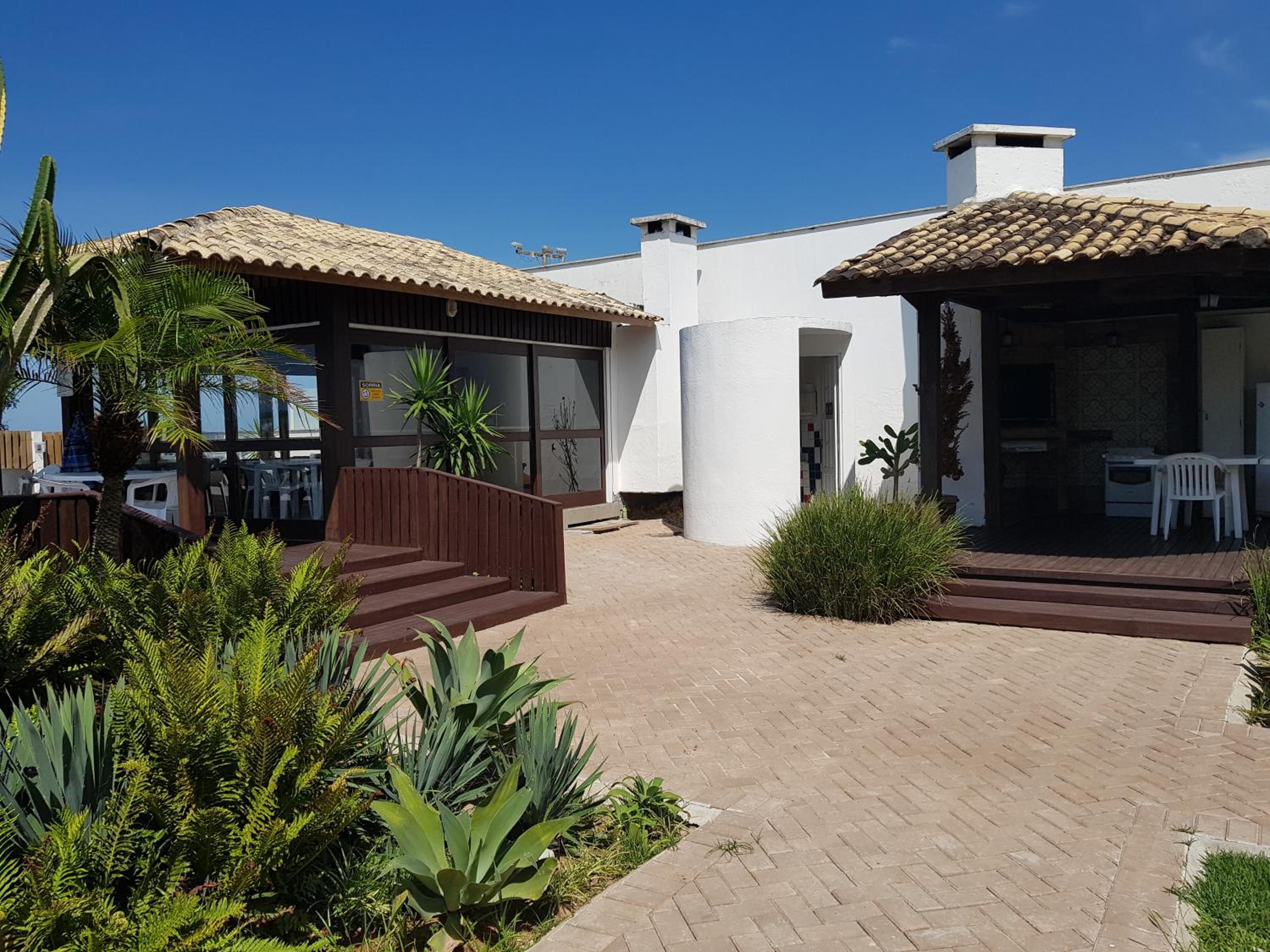 APTO203-IDP -NA AREIA DA PRAIA