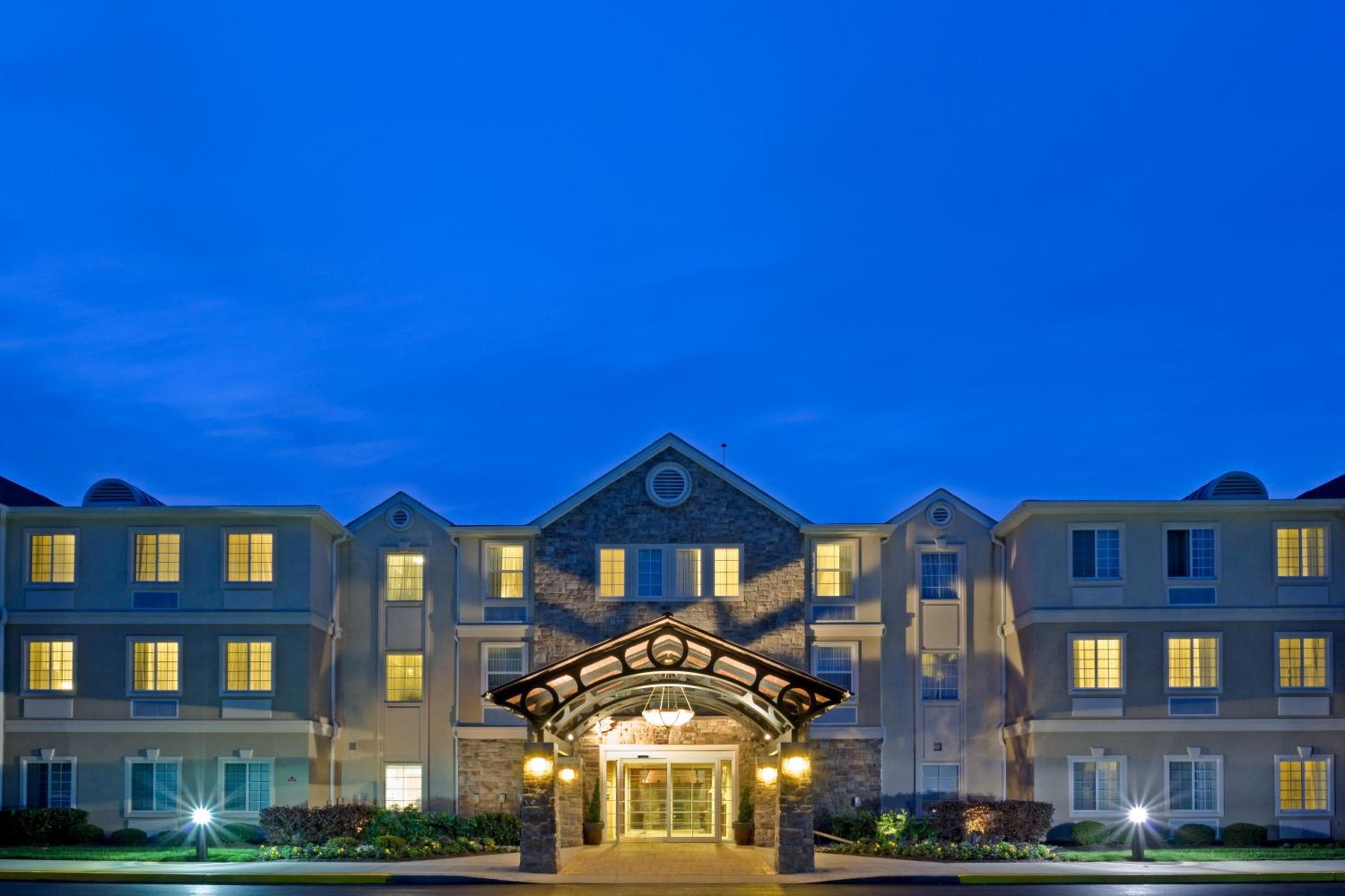 Hotel Staybridge Suites Philadelphia-mt. Laurel By Ihg
