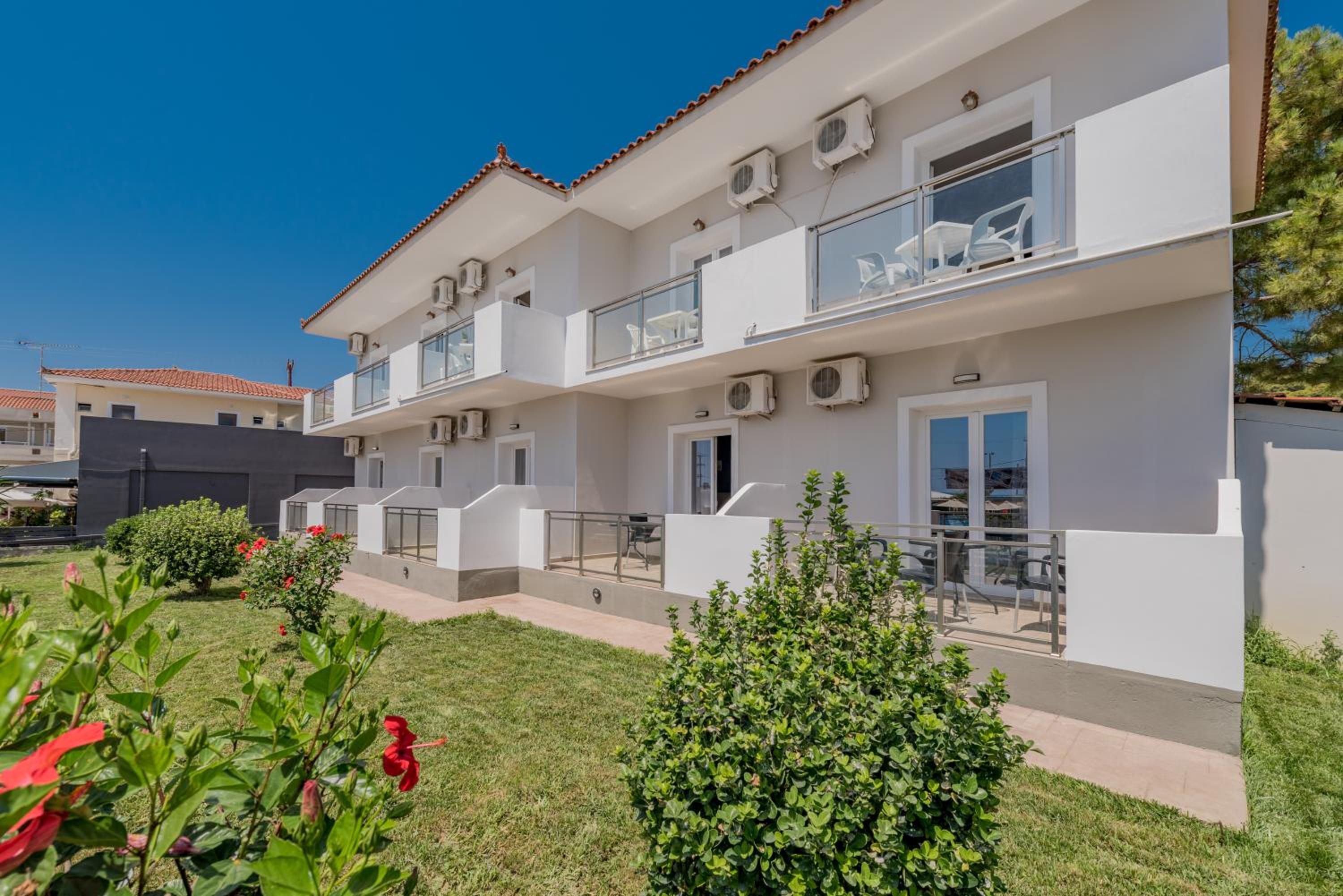 Laganas Vacations - Stathis Studios II with Sea View - Property Image 34