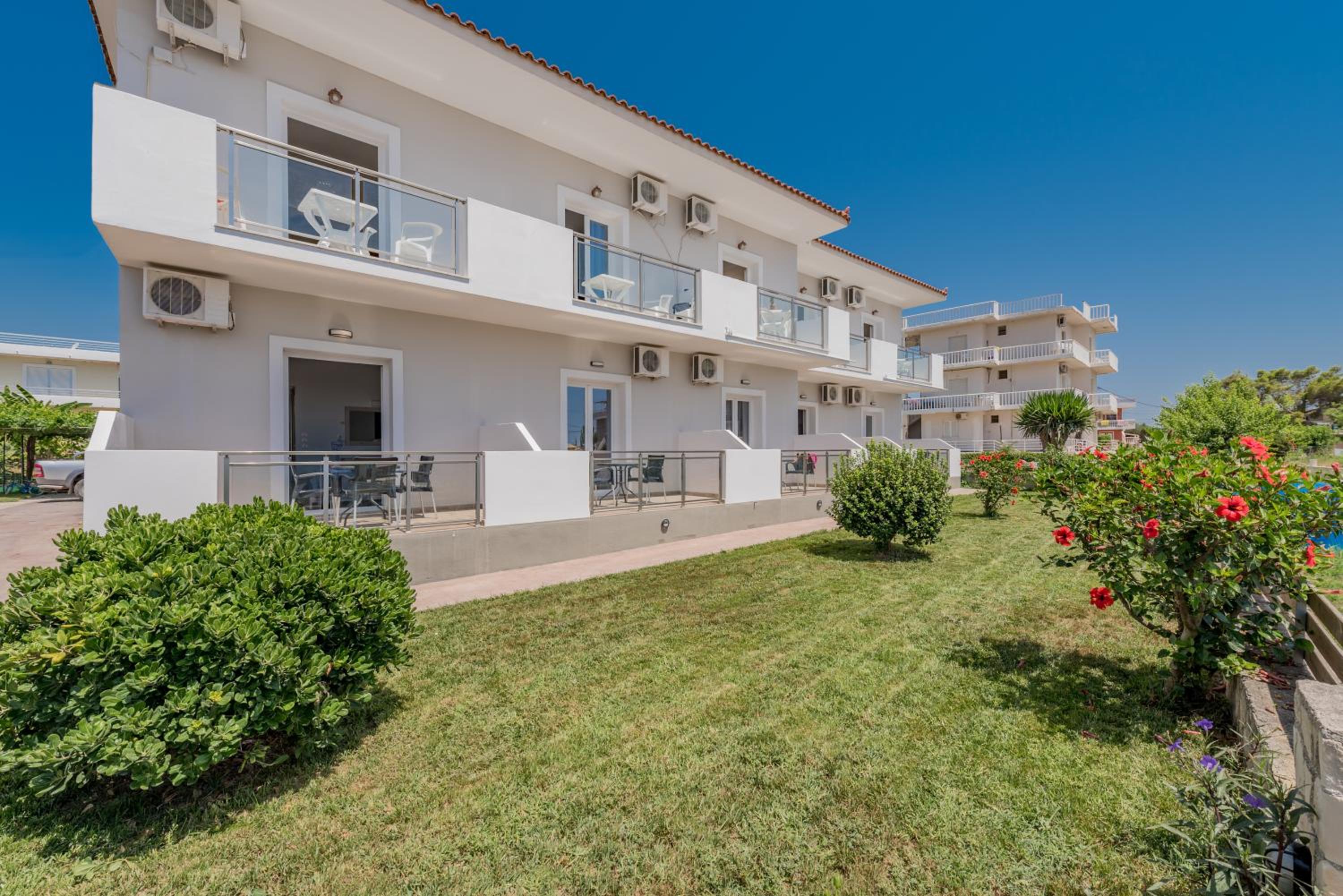 Laganas Vacations - Stathis Studios II with Sea View - Property Image 35