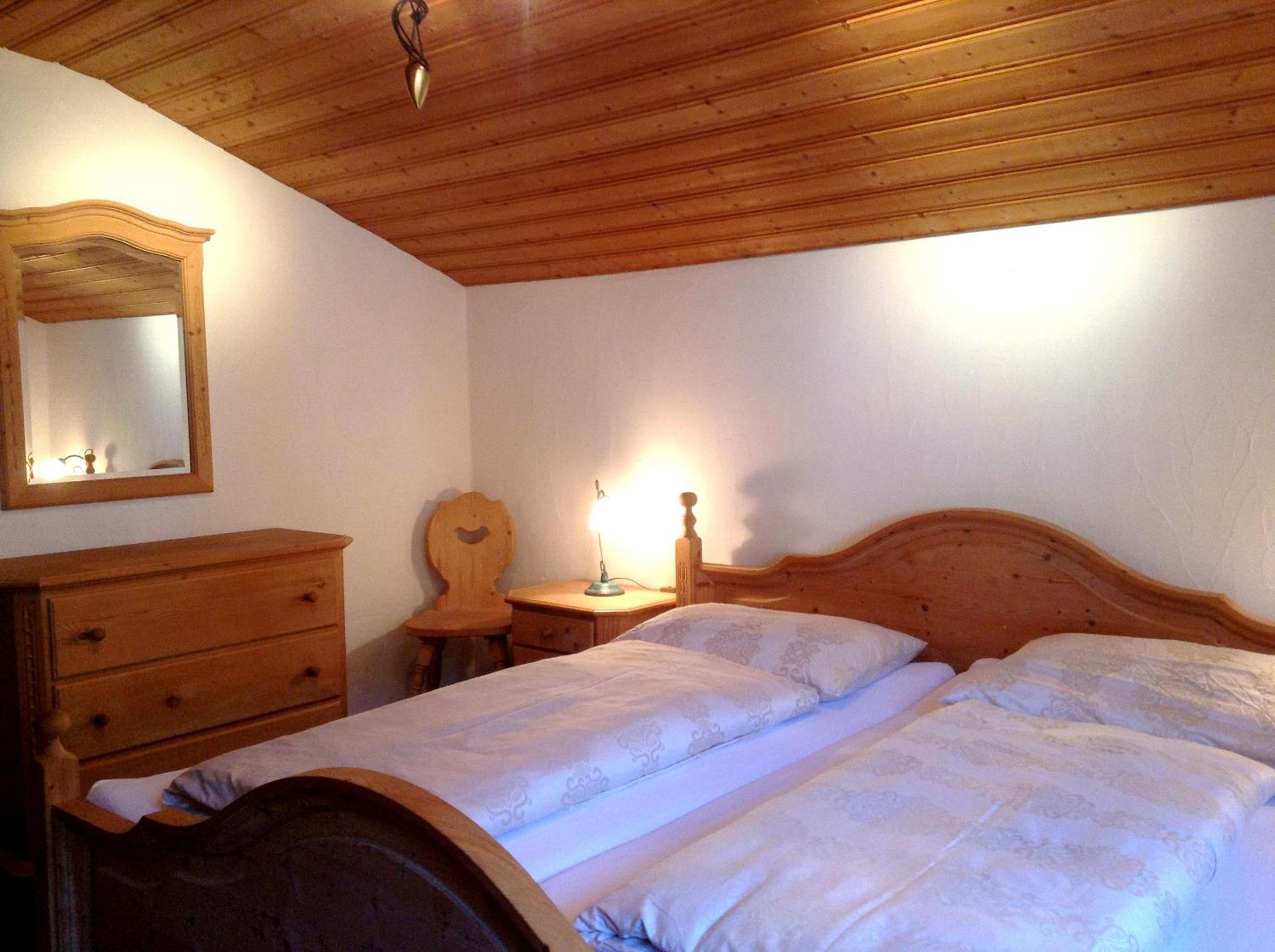 Photo 38