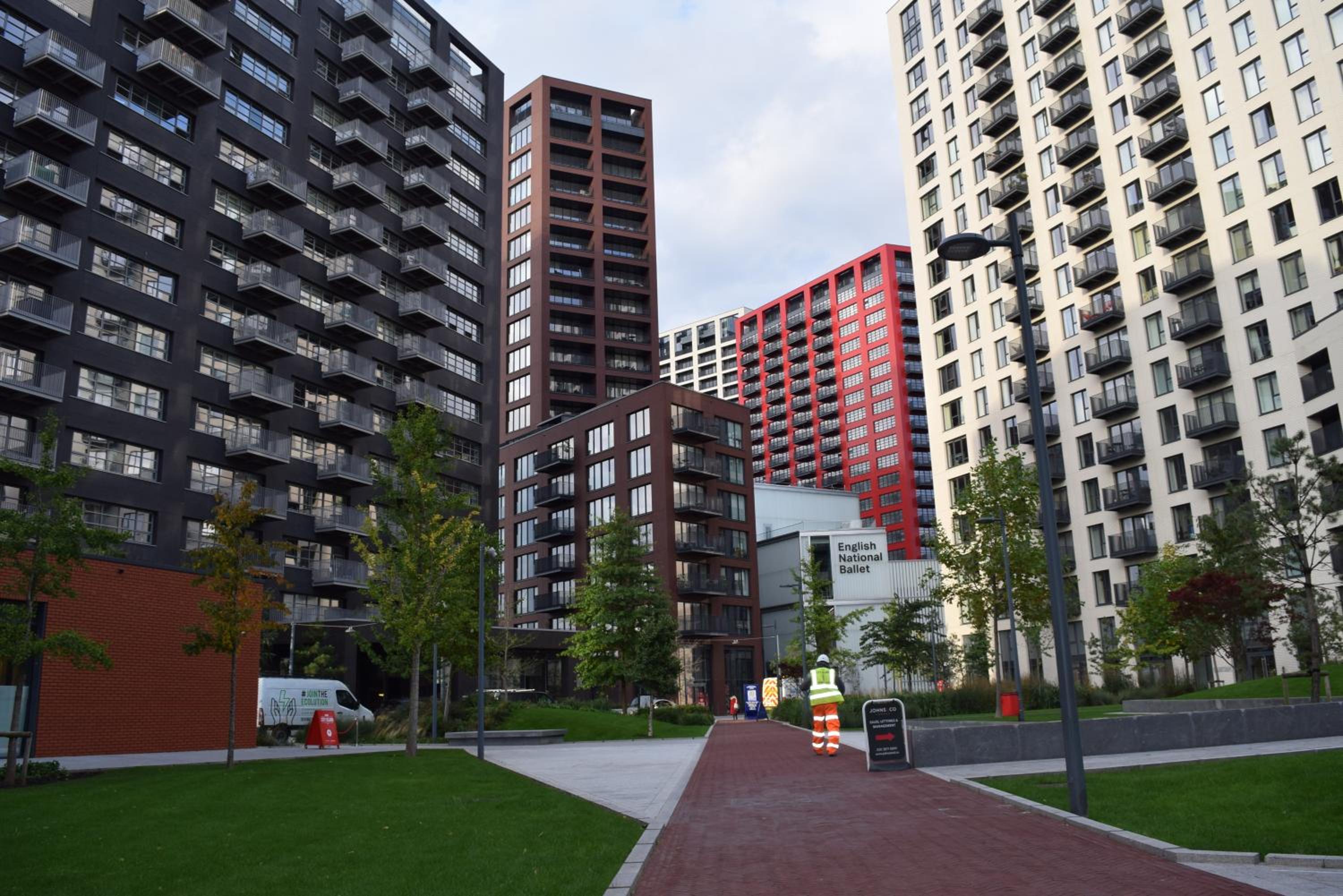London City Island 3 Bedroom Luxury Apartments, Canary Wharf, E14