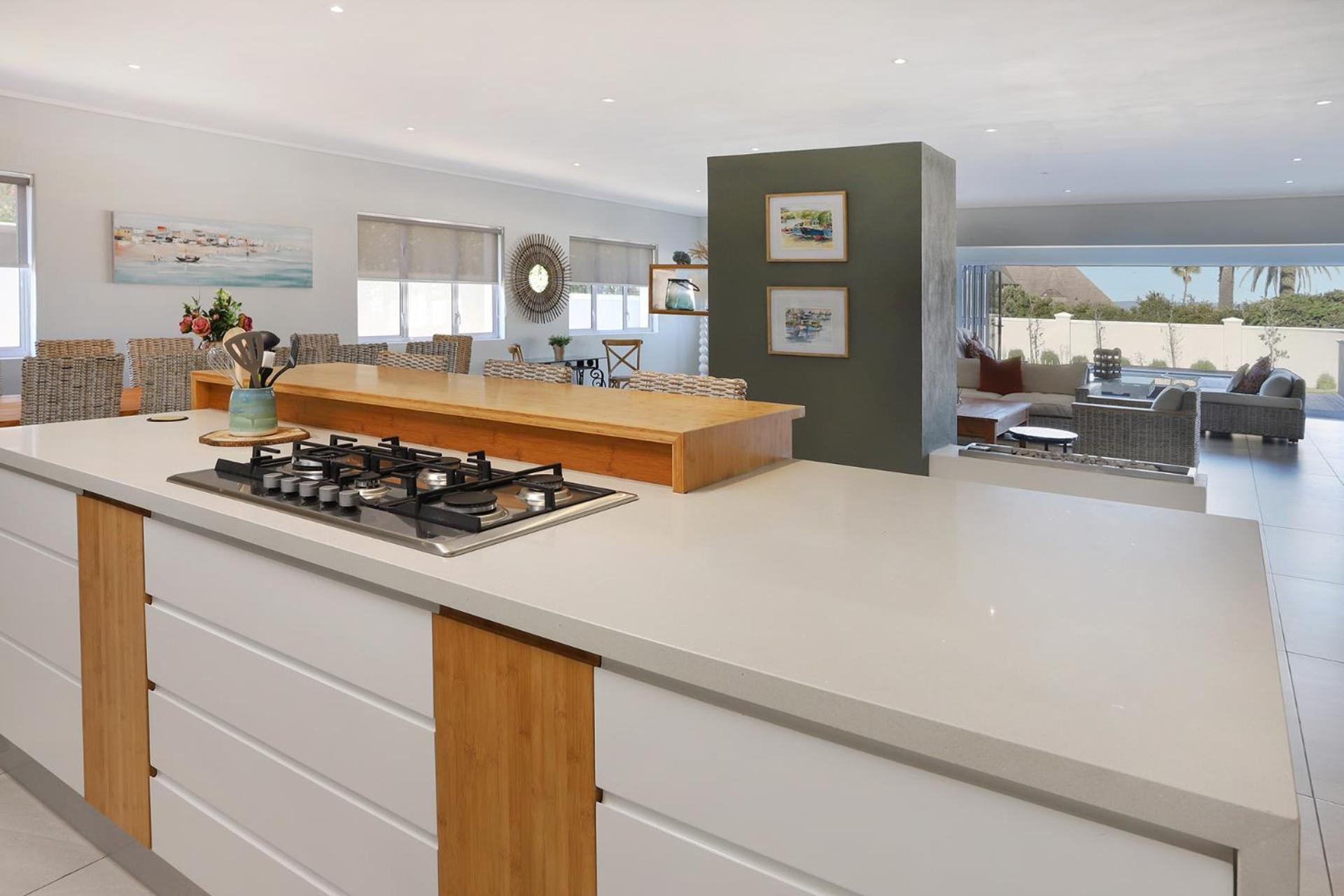 269 on Main Holiday Home