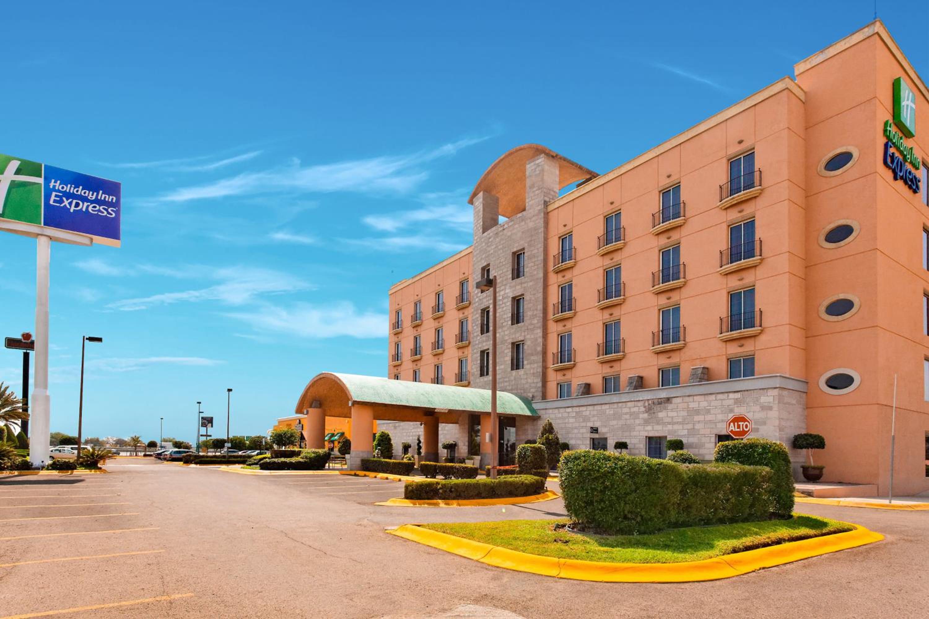 Hotel Holiday Inn Express Silao-aeropuerto Bajio By Ihg