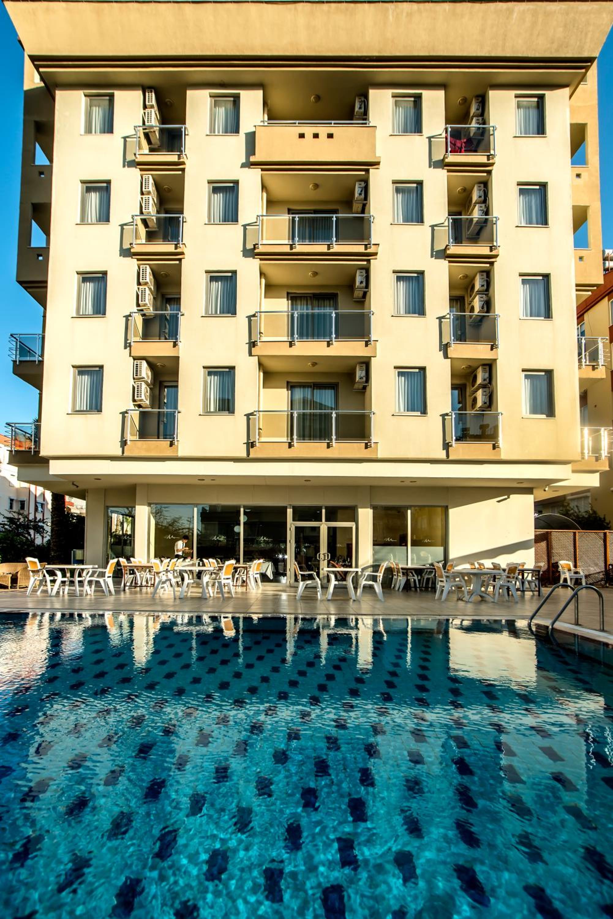 Santa Marina Hotel - Image 27