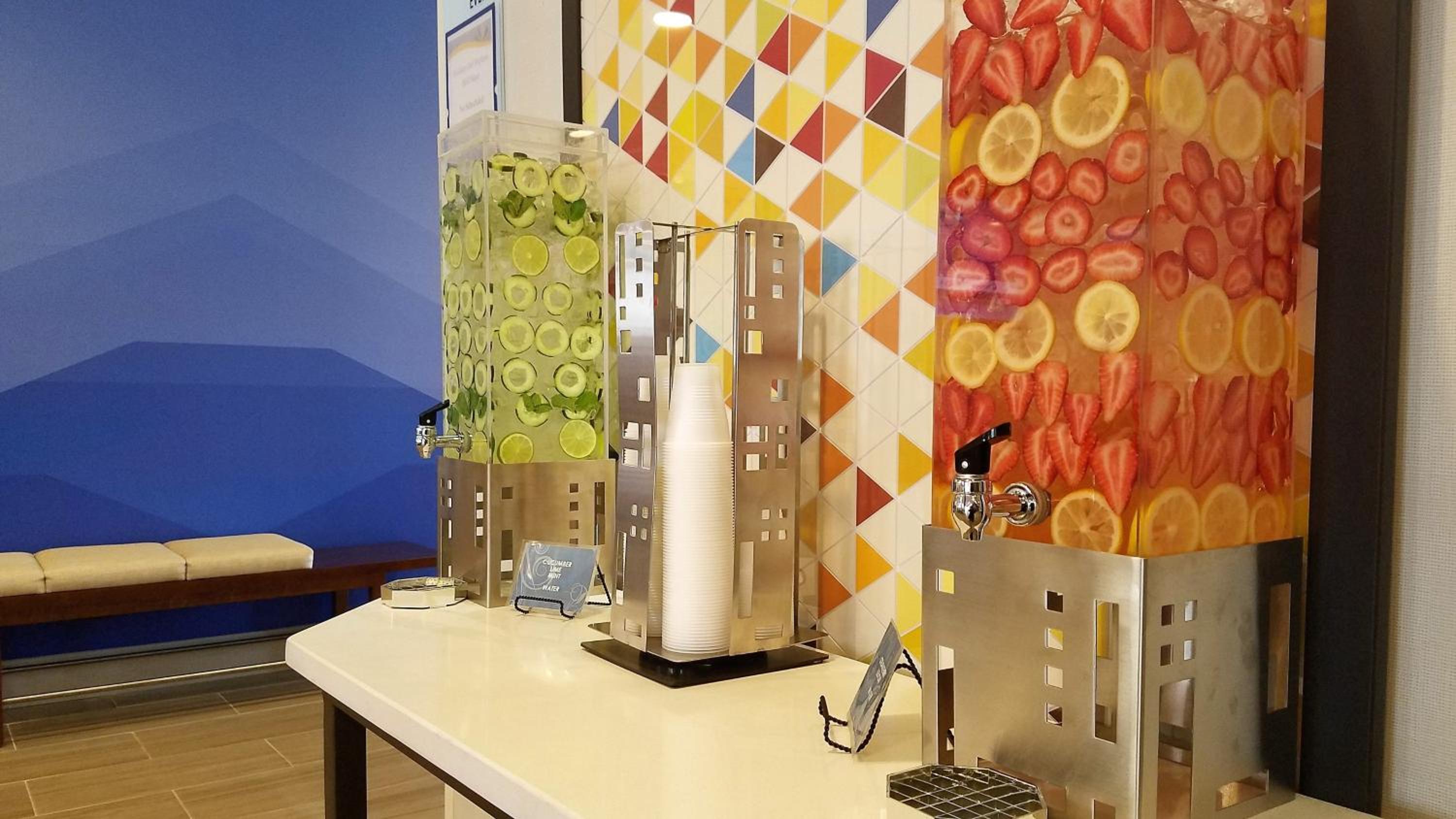 Hanover Vacations - Holiday Inn Express Baltimore BWI Airport West, an IHG Hotel - Property Image 7