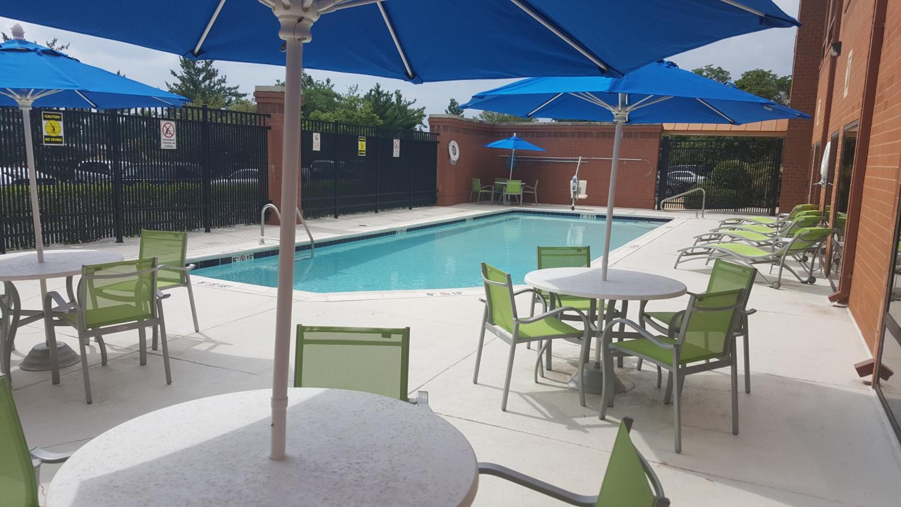 Hanover Vacations - Holiday Inn Express Baltimore BWI Airport West, an IHG Hotel - Property Image 10