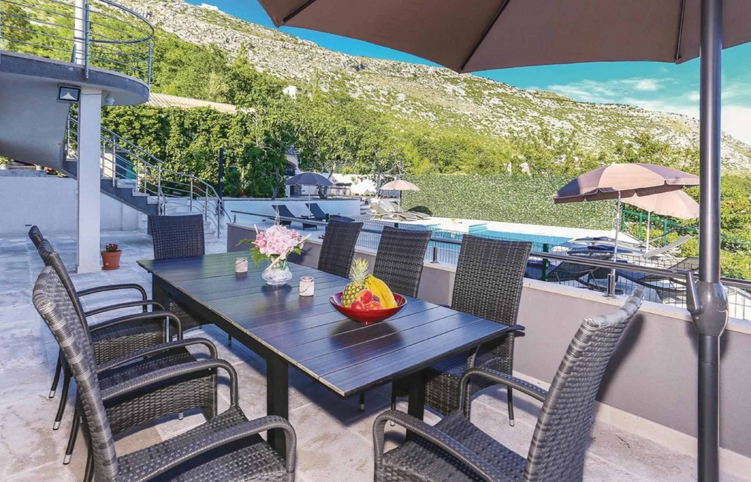 Villa IN view 5