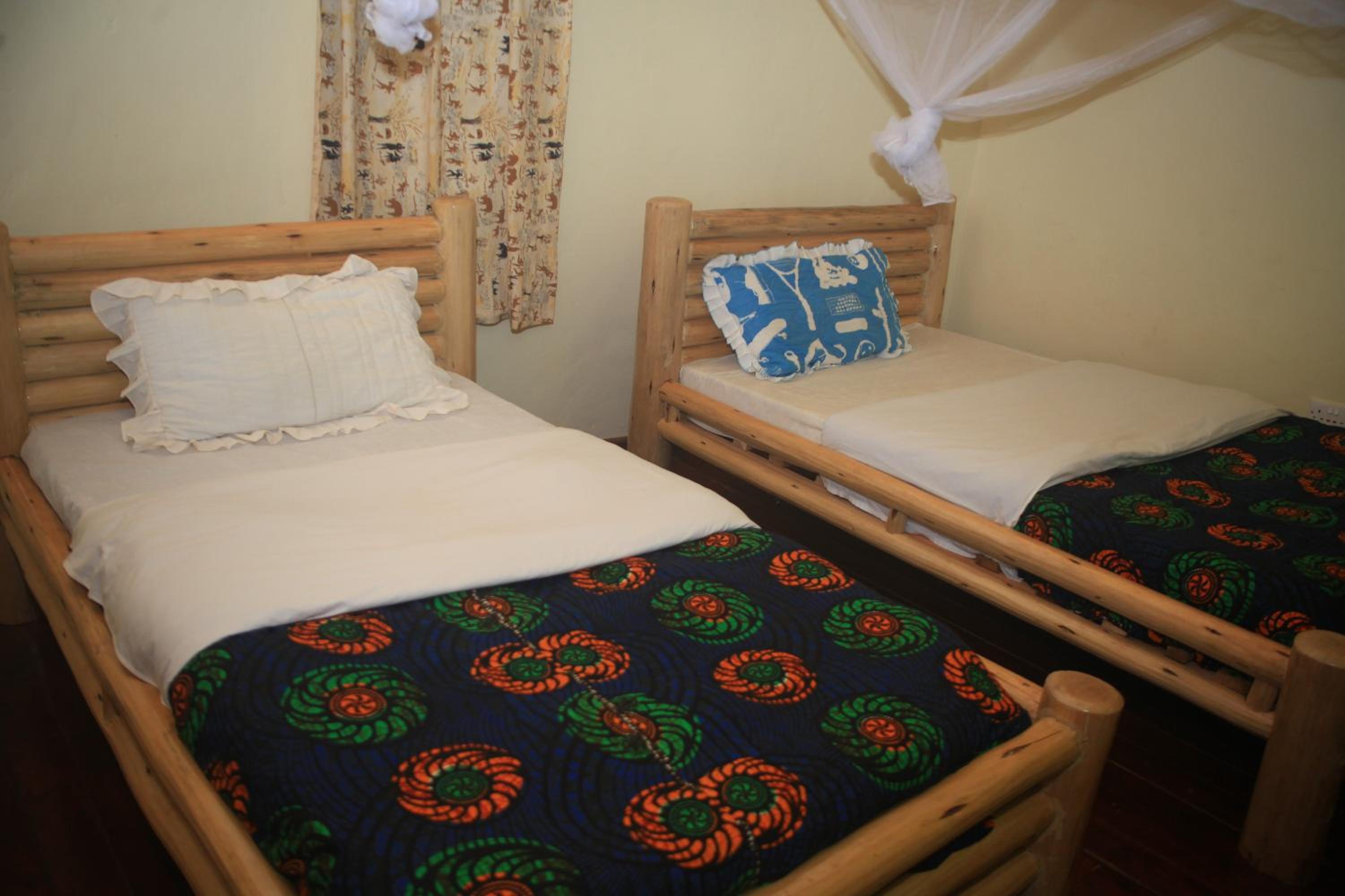 Elite Backpackers Services
