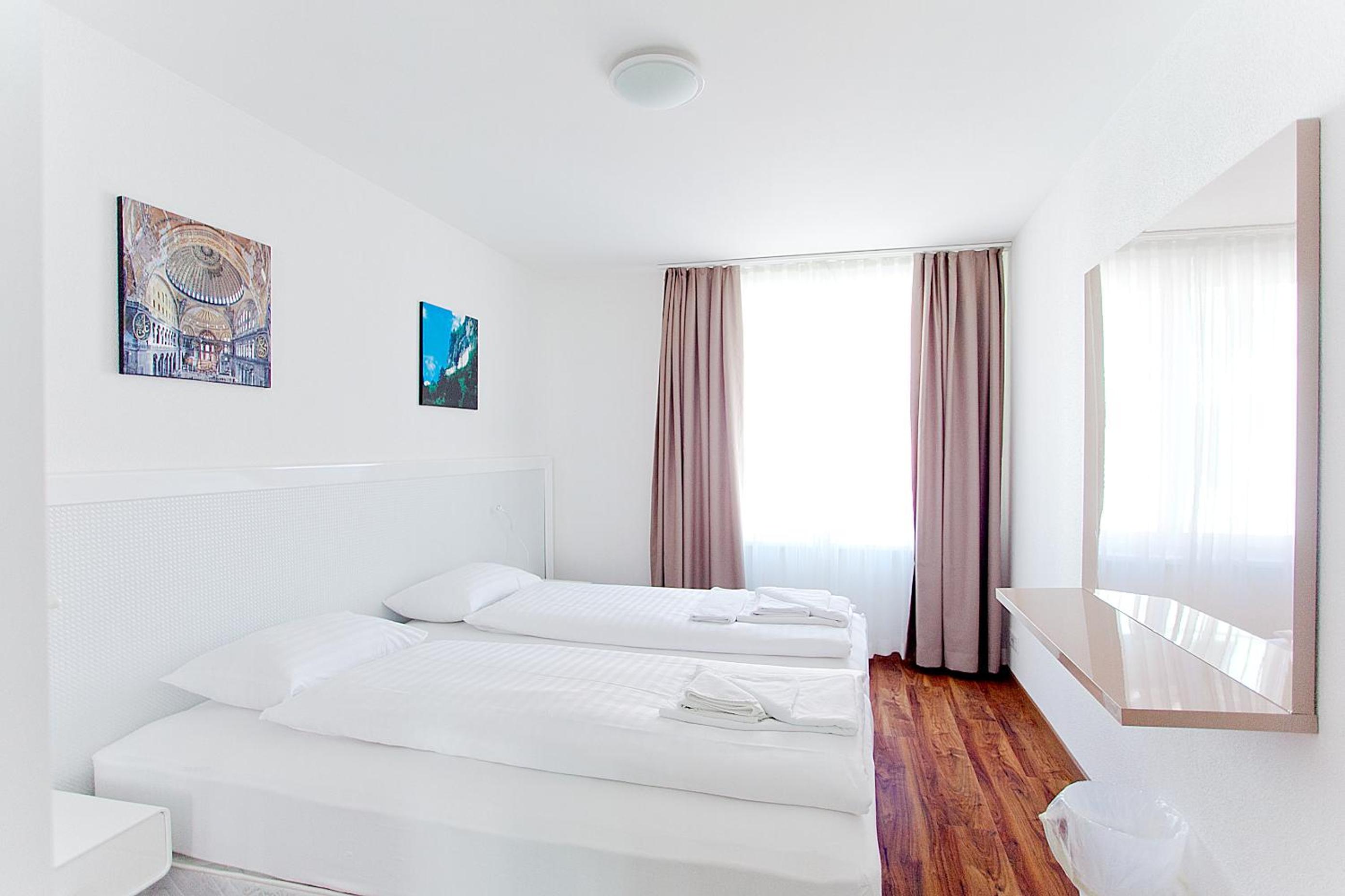 Premium Apartments by Livingdowntown