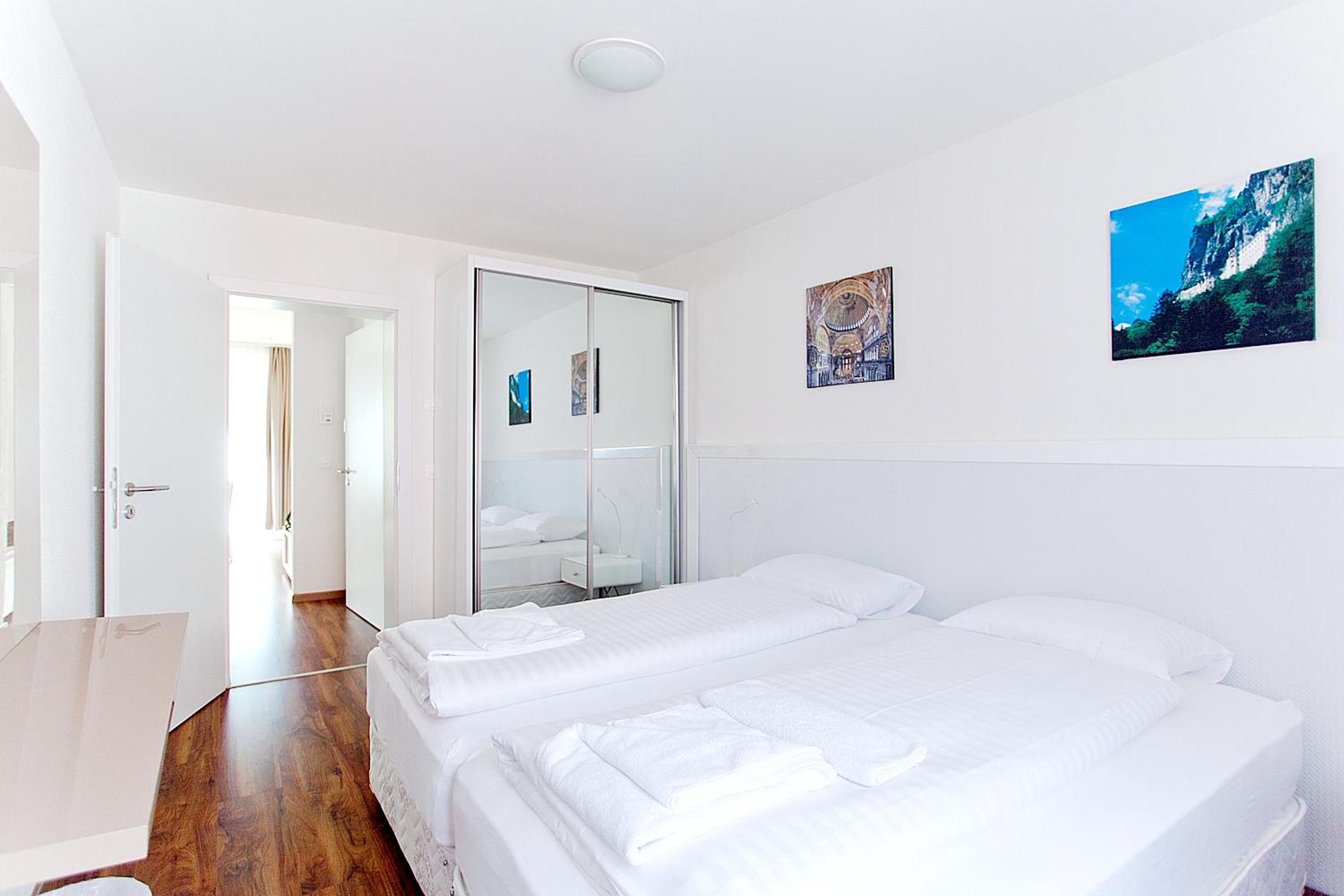 Premium Apartments by Livingdowntown