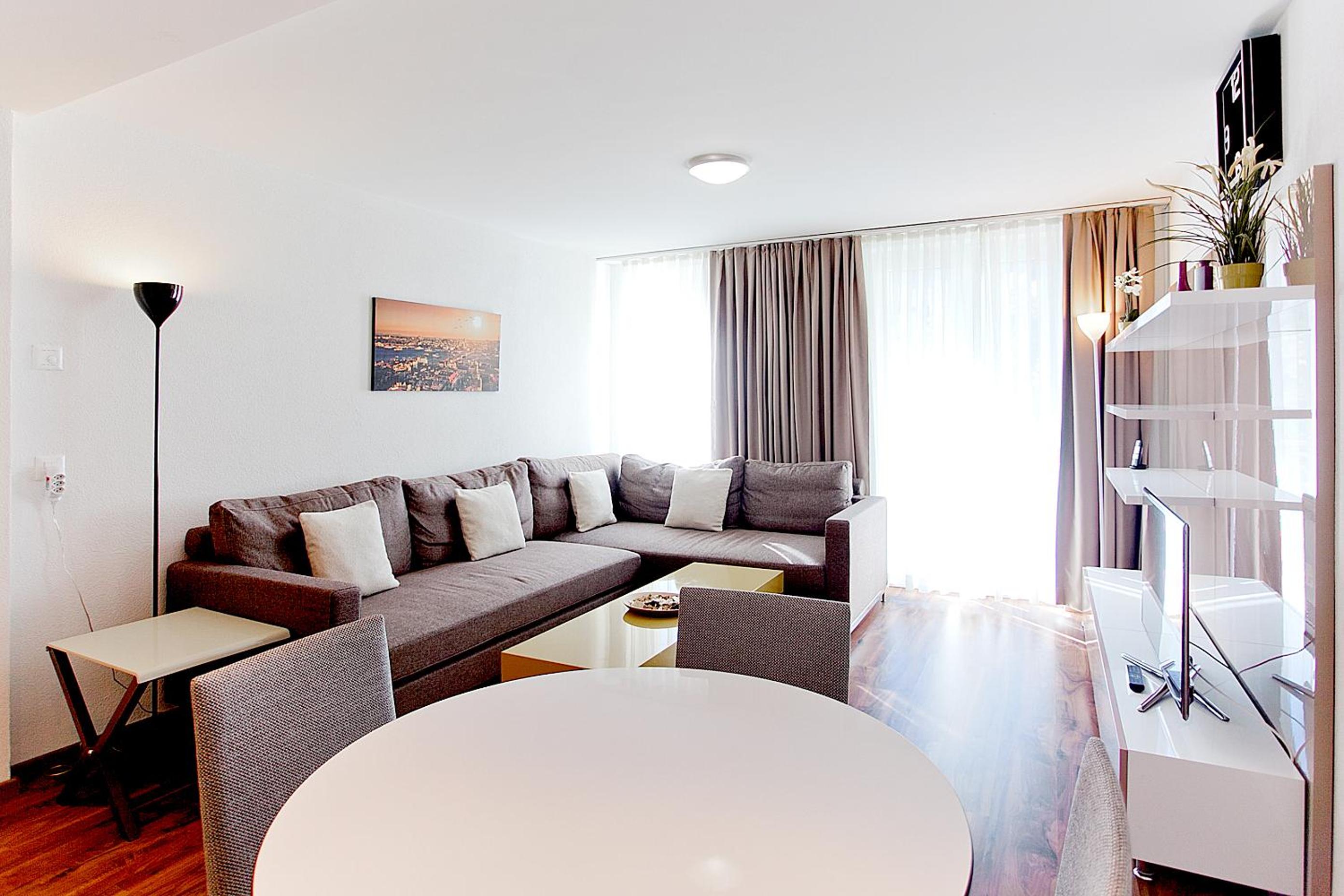 Premium Apartments by Livingdowntown