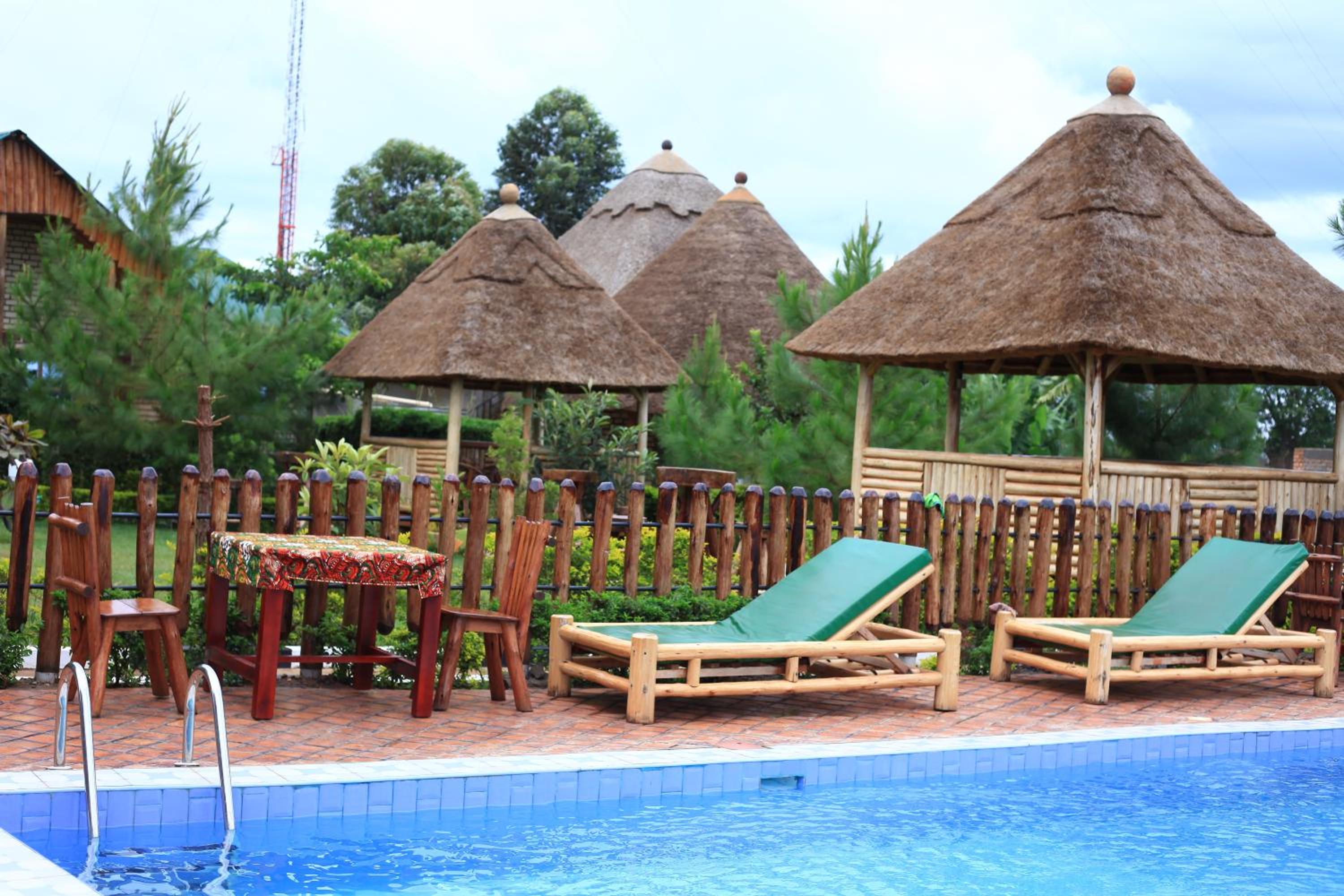 Elite Backpackers Services