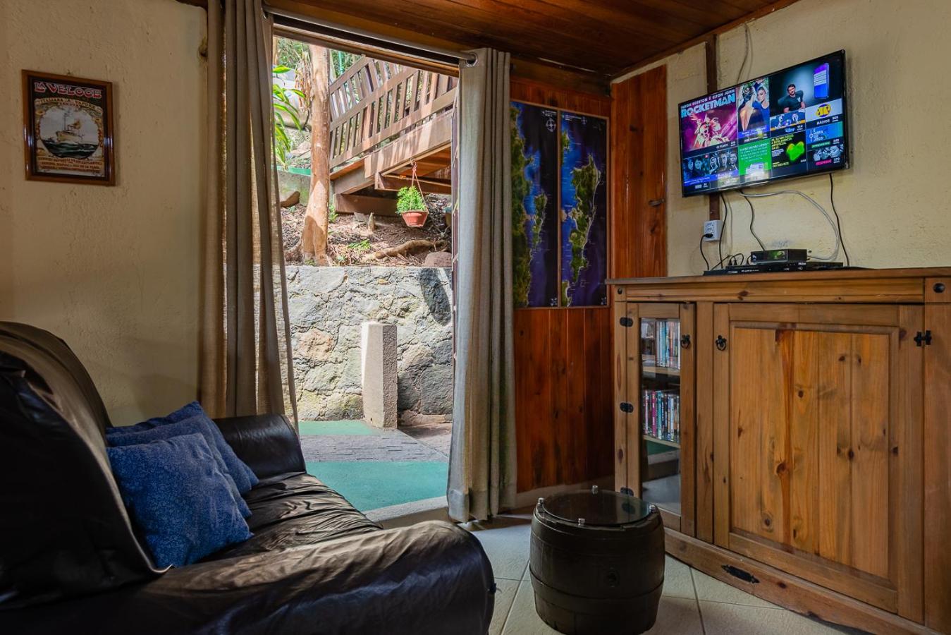 Sunset Strip Eco Apartments