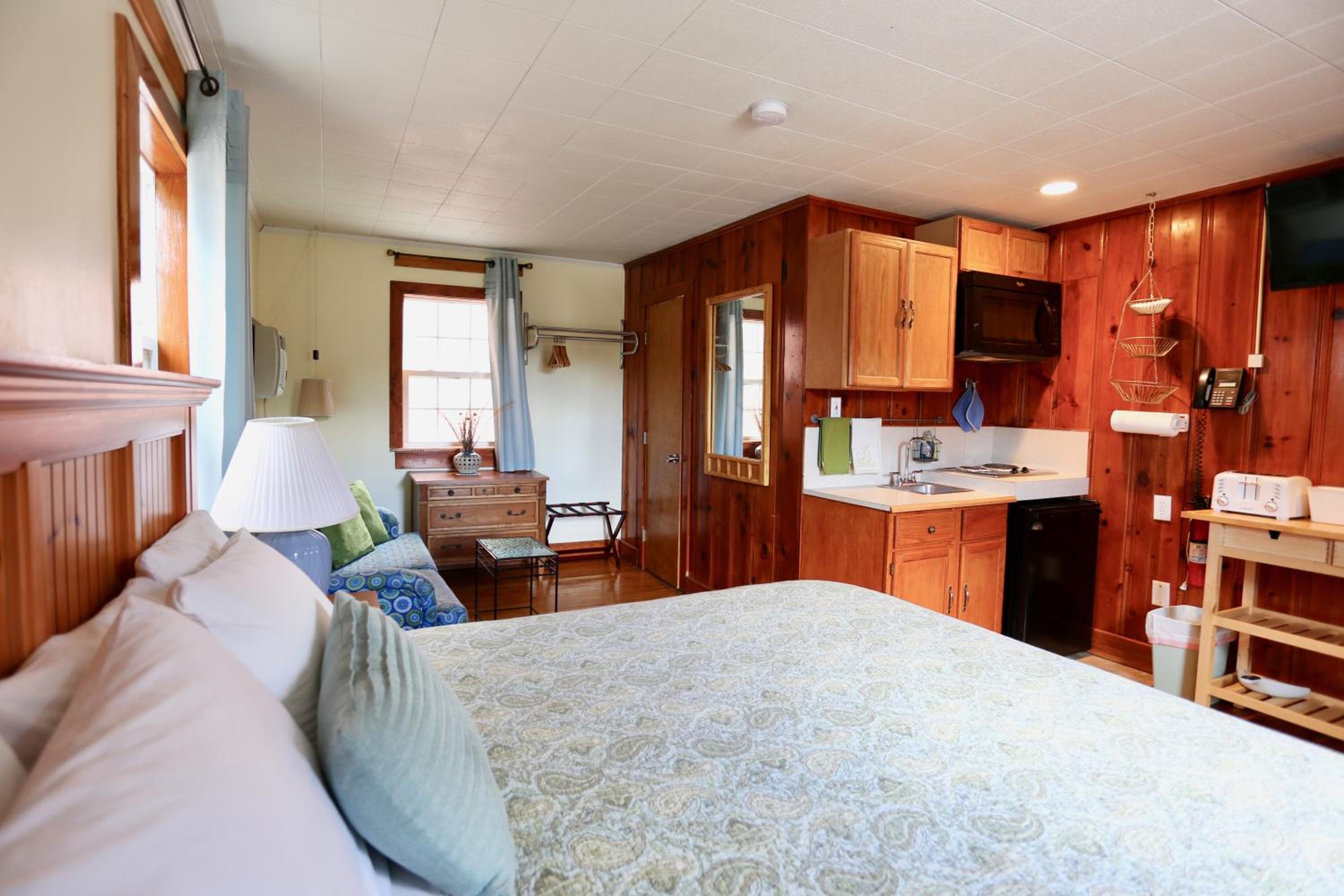 Cape Pines Motel