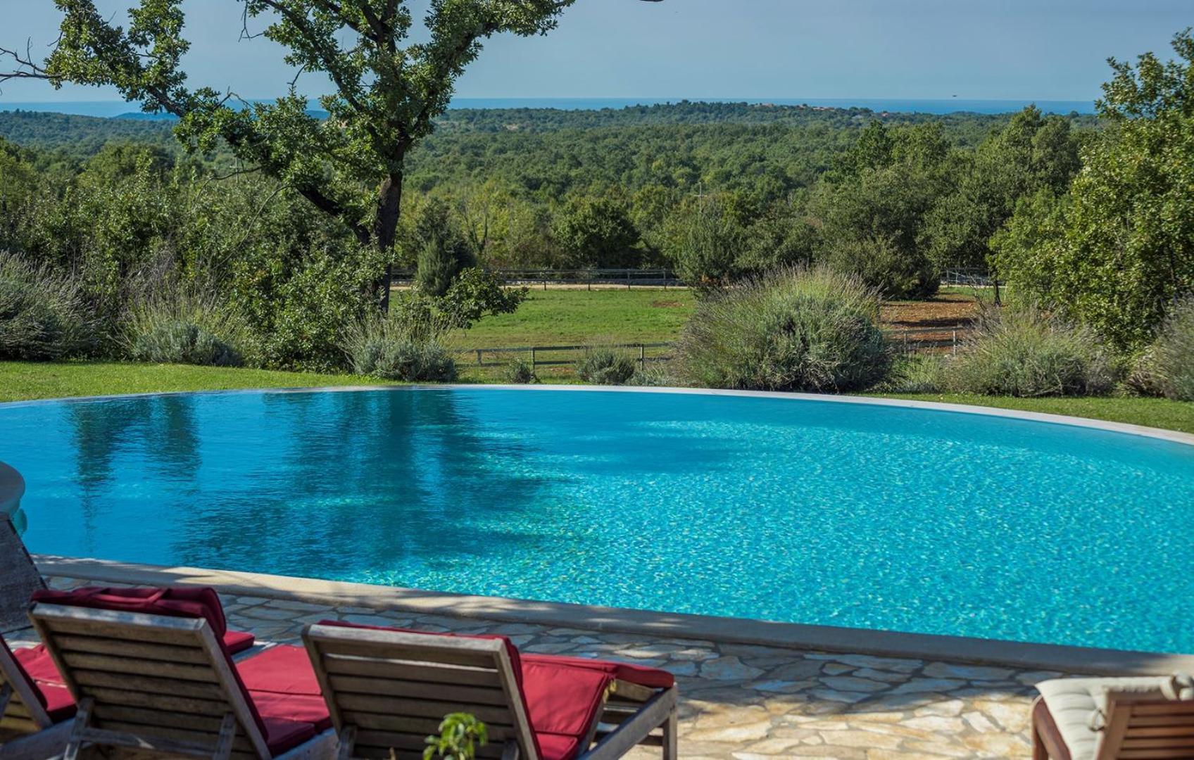 Villa zu den Drei Eichen-Barat view 5
