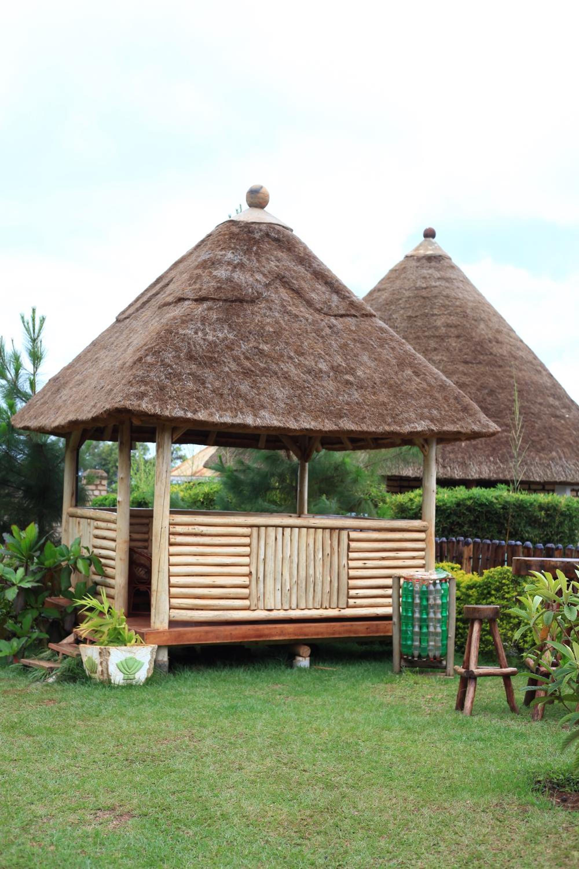 Elite Backpackers Services