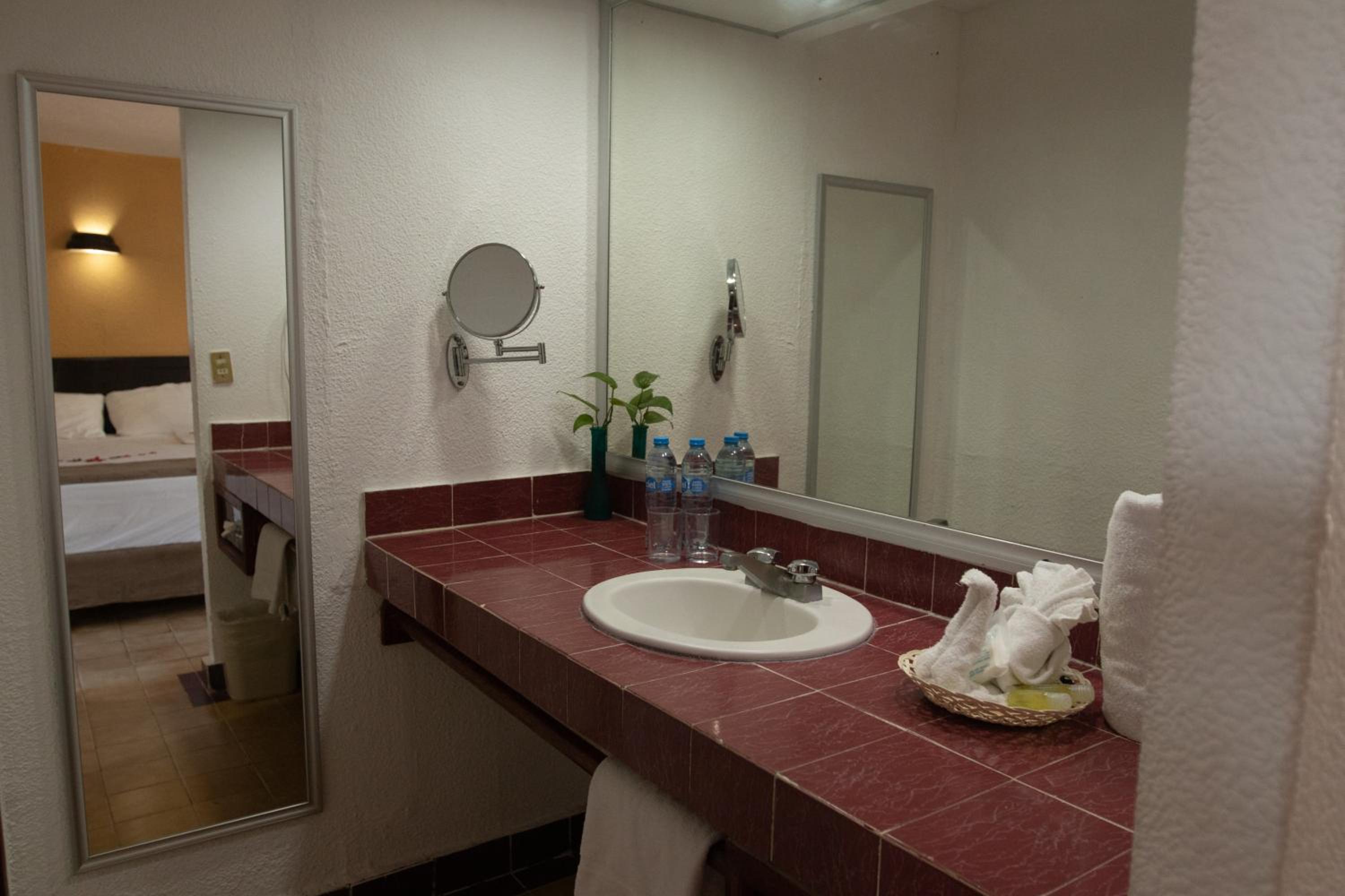 Photo 43