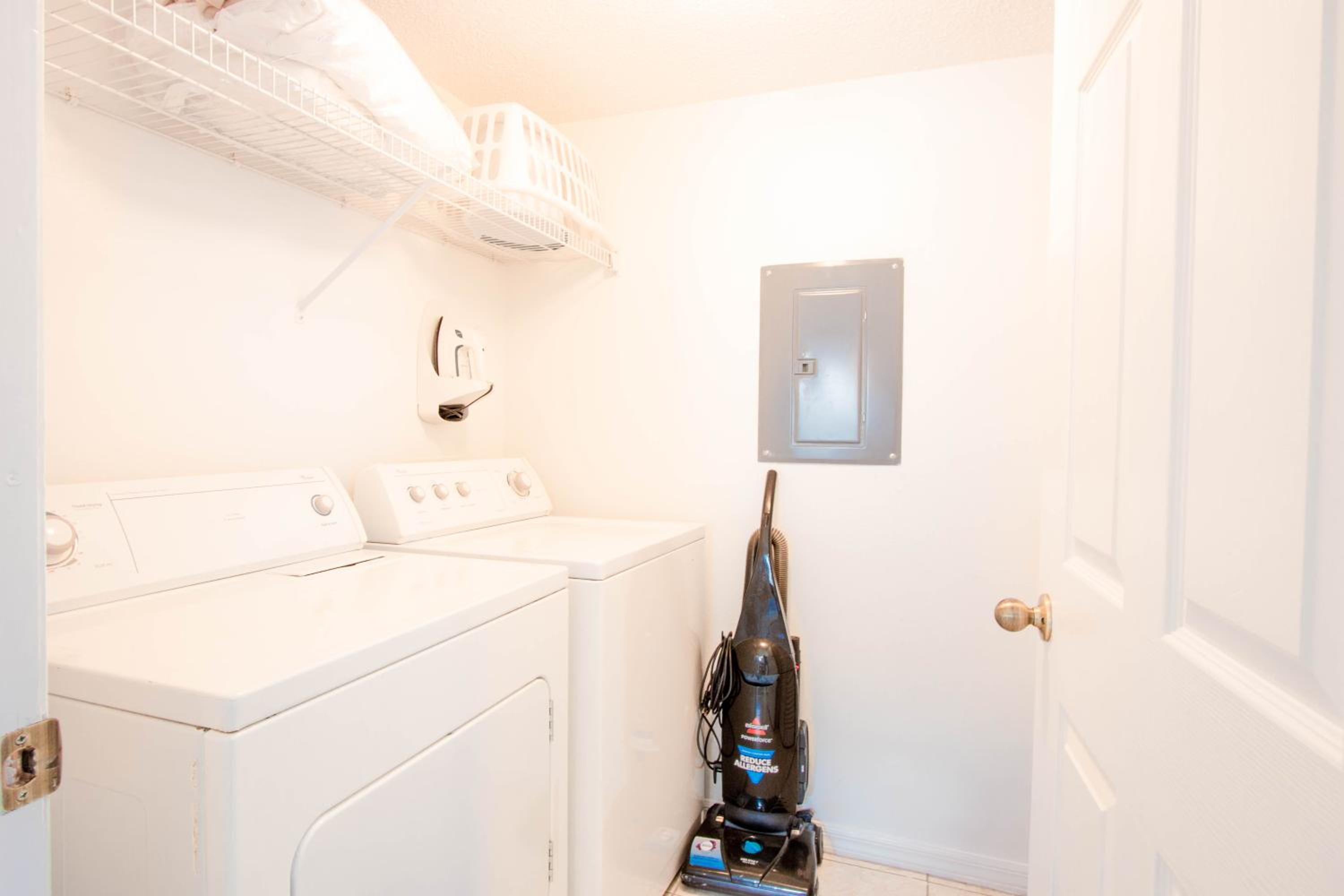 Berkley Lake Townhomes, Foto 85