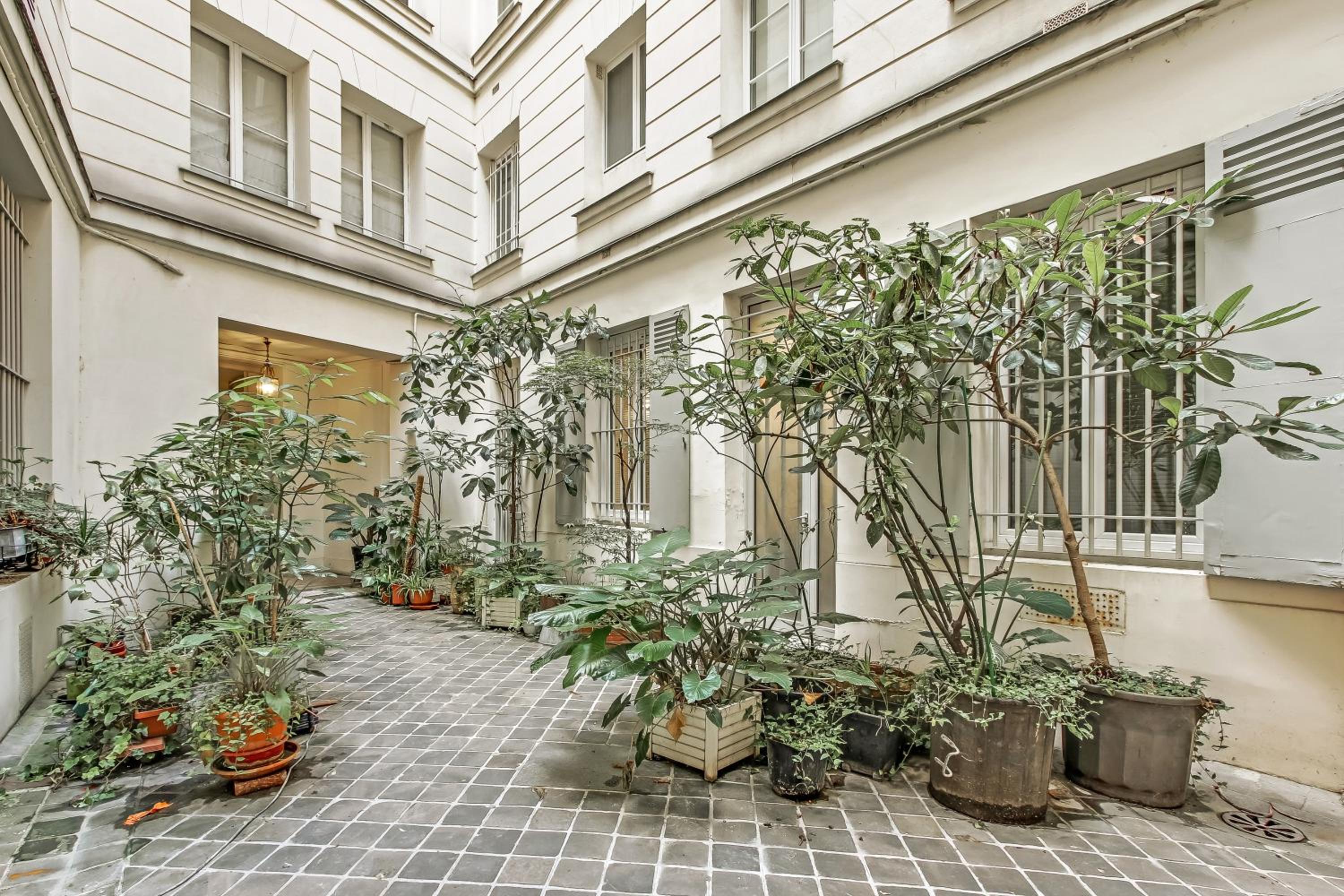 Pick A Flat's Apartment in Louvre Saint Honoré