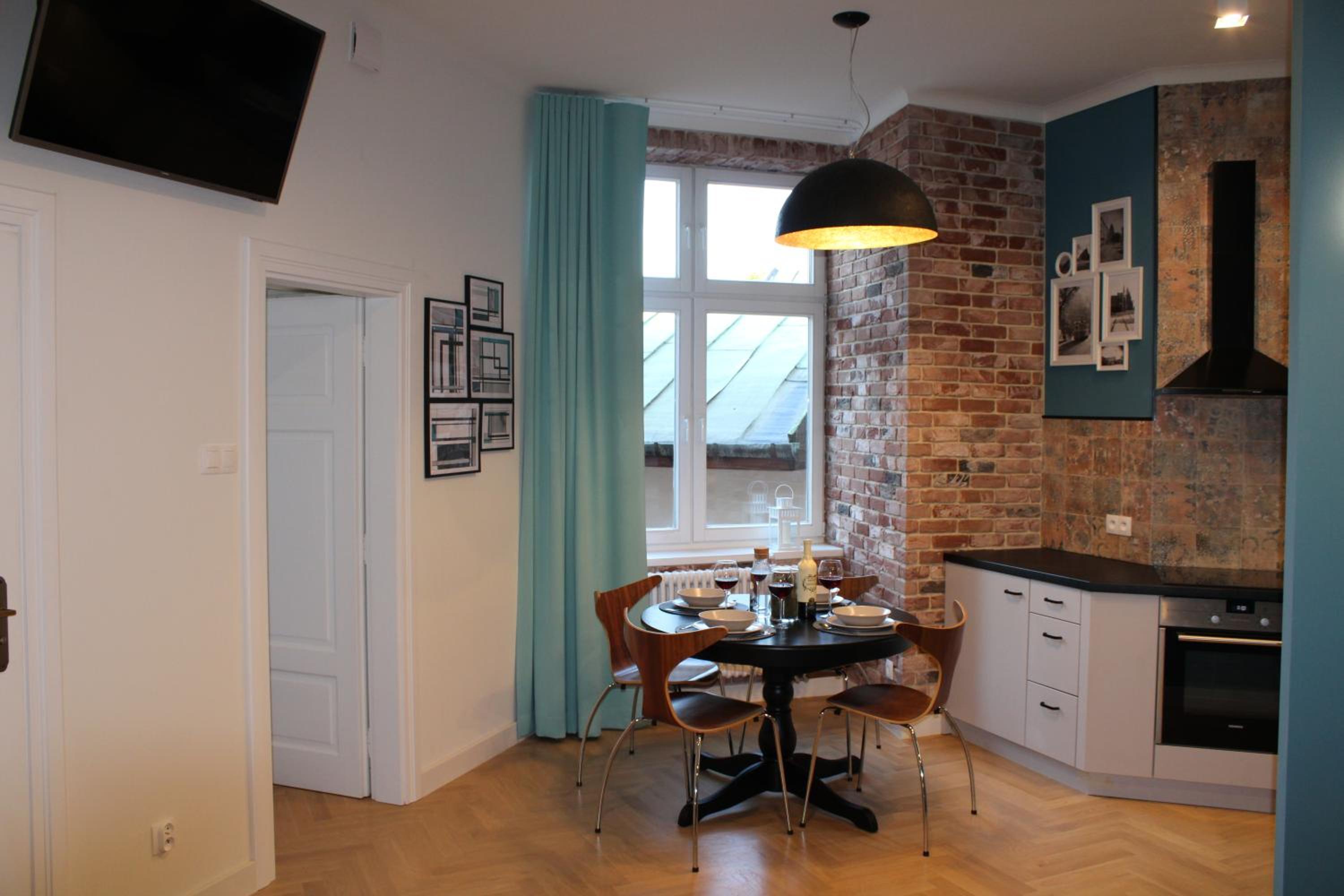 Dominican Square by Hashtag Apartments view 3