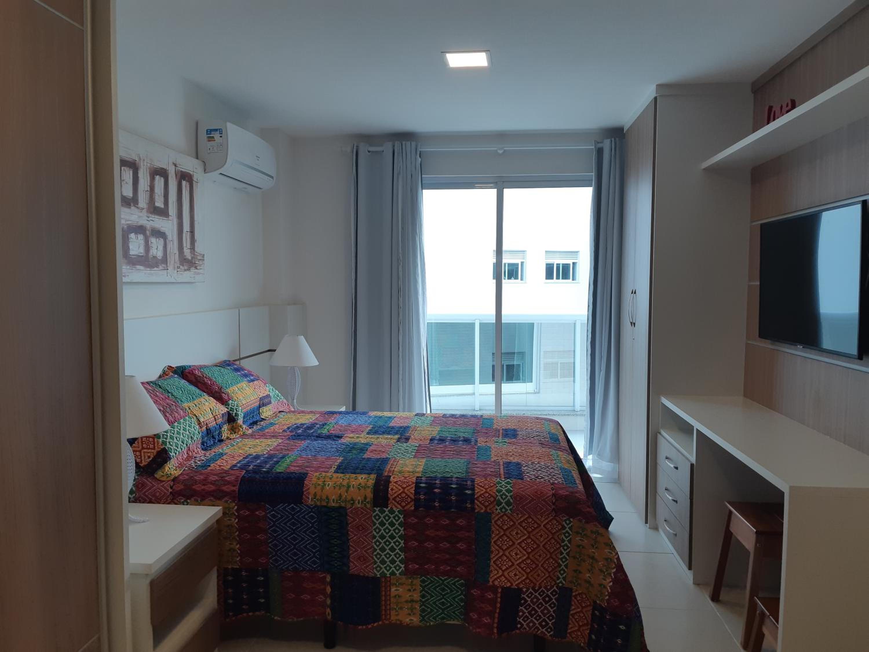 Apartamento TOP pertinho da Praia Grande T796