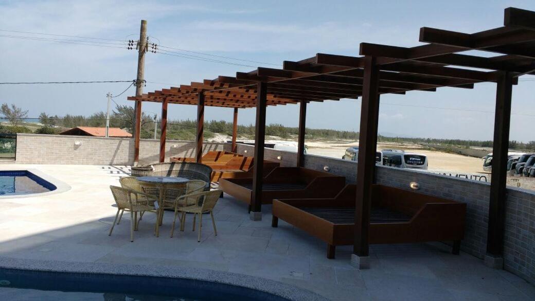 Apartamento TOP pertinho da Praia Grande T796
