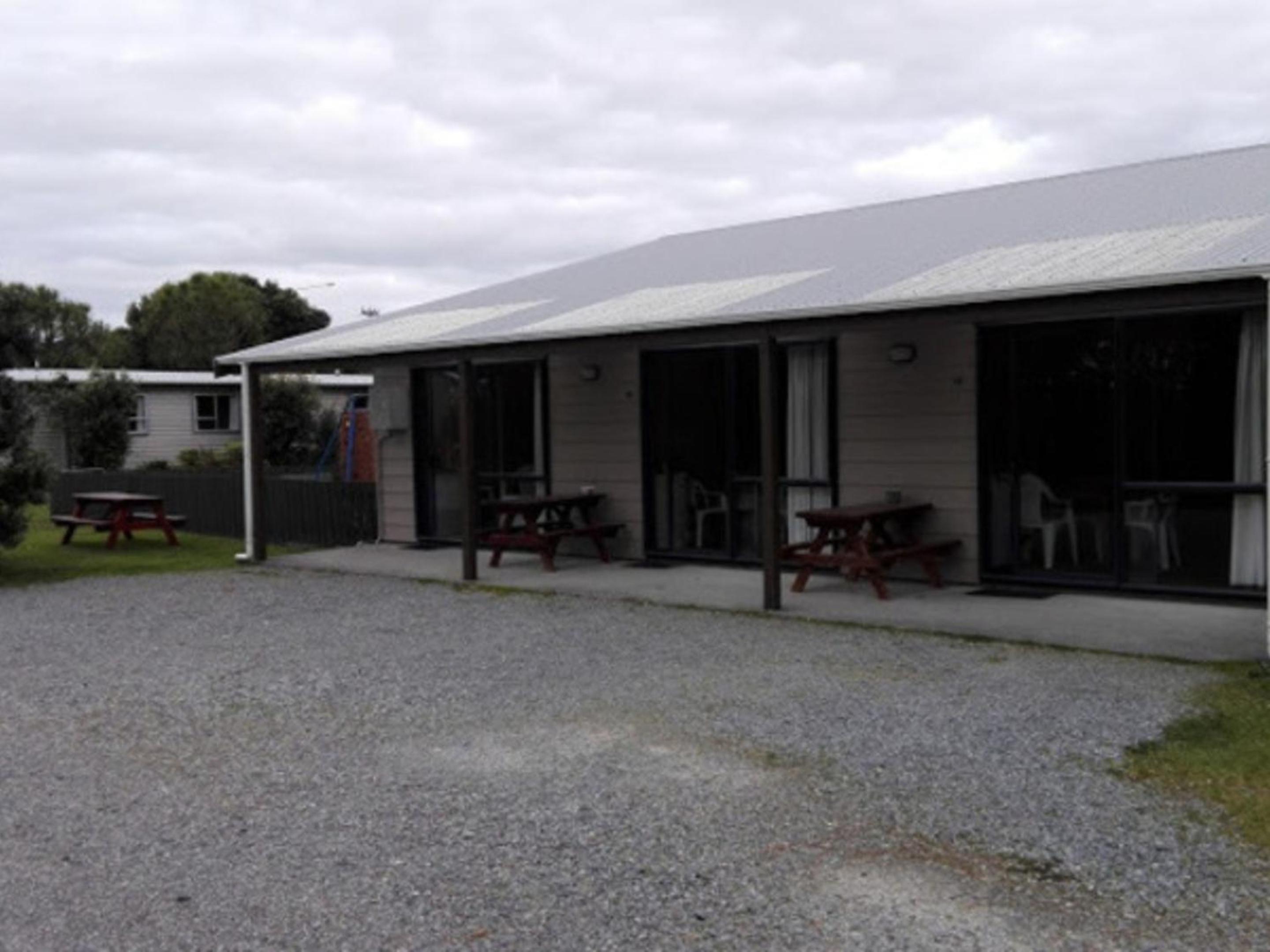 Greymouth Kiwi Holiday Park & Motels