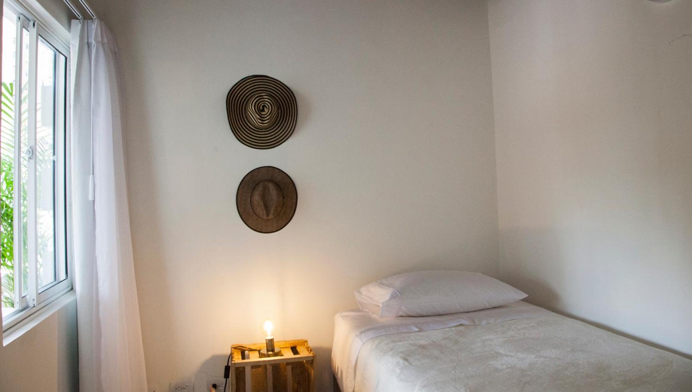 Apartamento remodelado en el mejor lugar del centro de Medellín. Home Aris 402