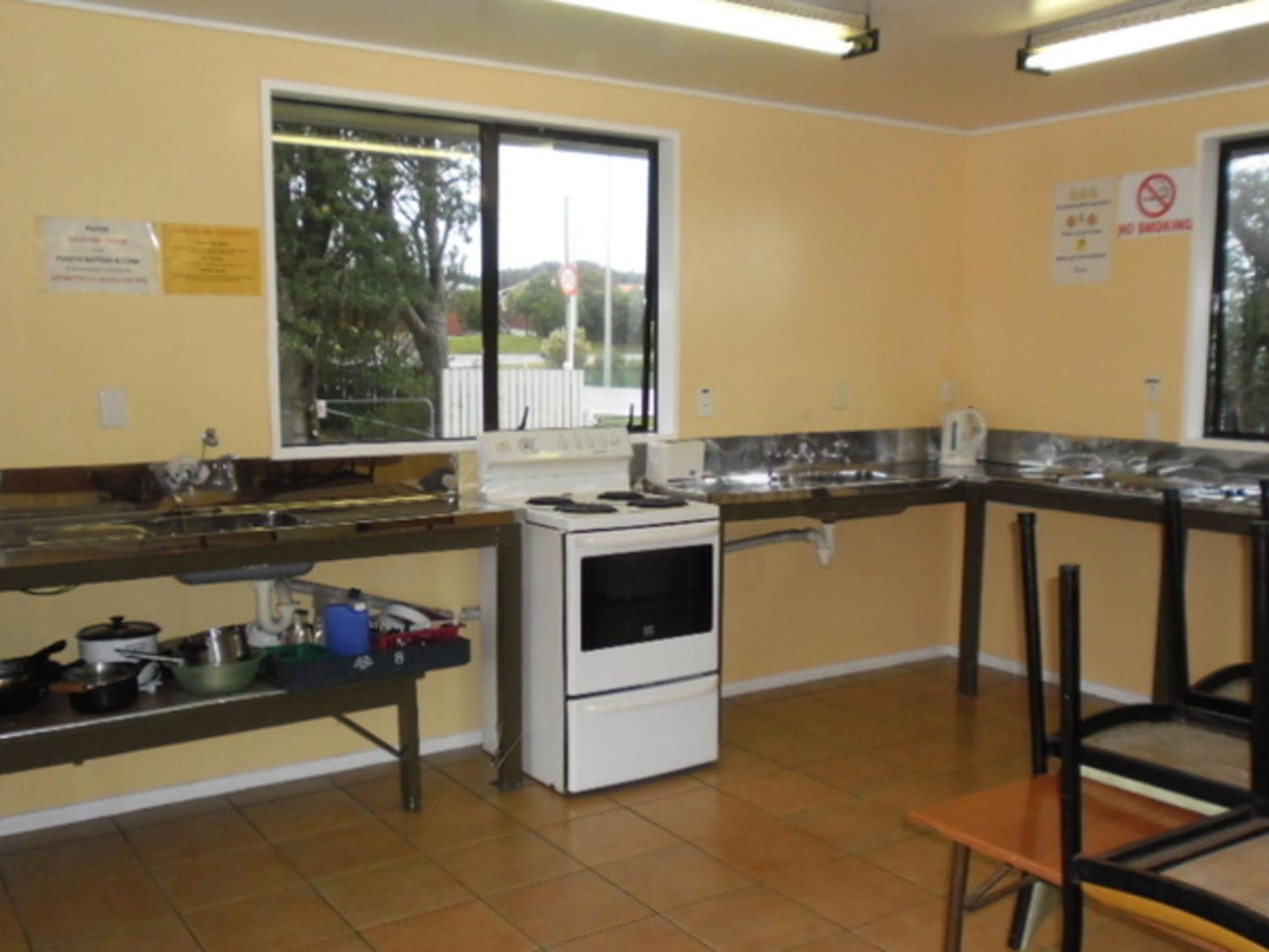 Greymouth Kiwi Holiday Park & Motels