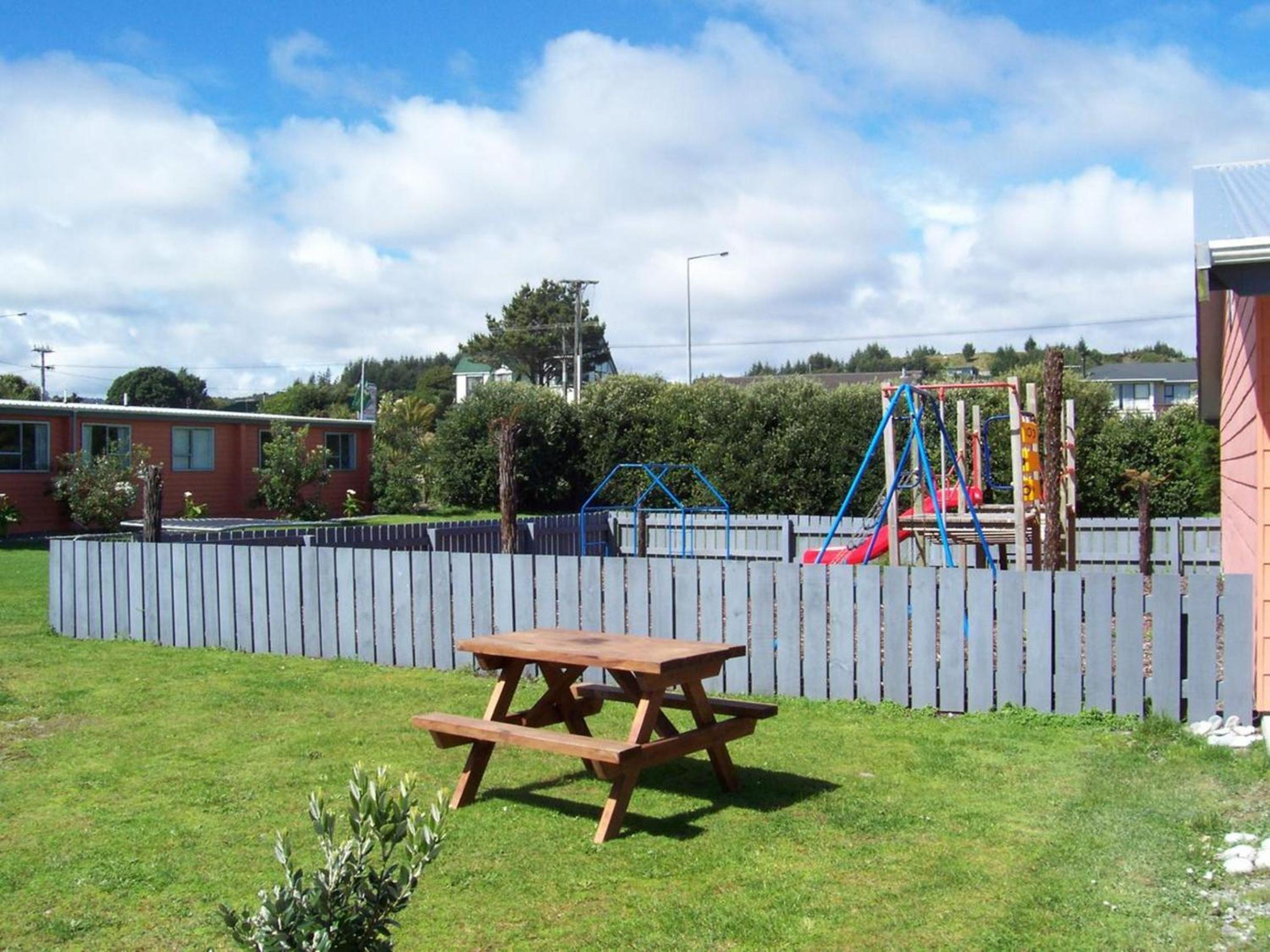 Greymouth Kiwi Holiday Park & Motels