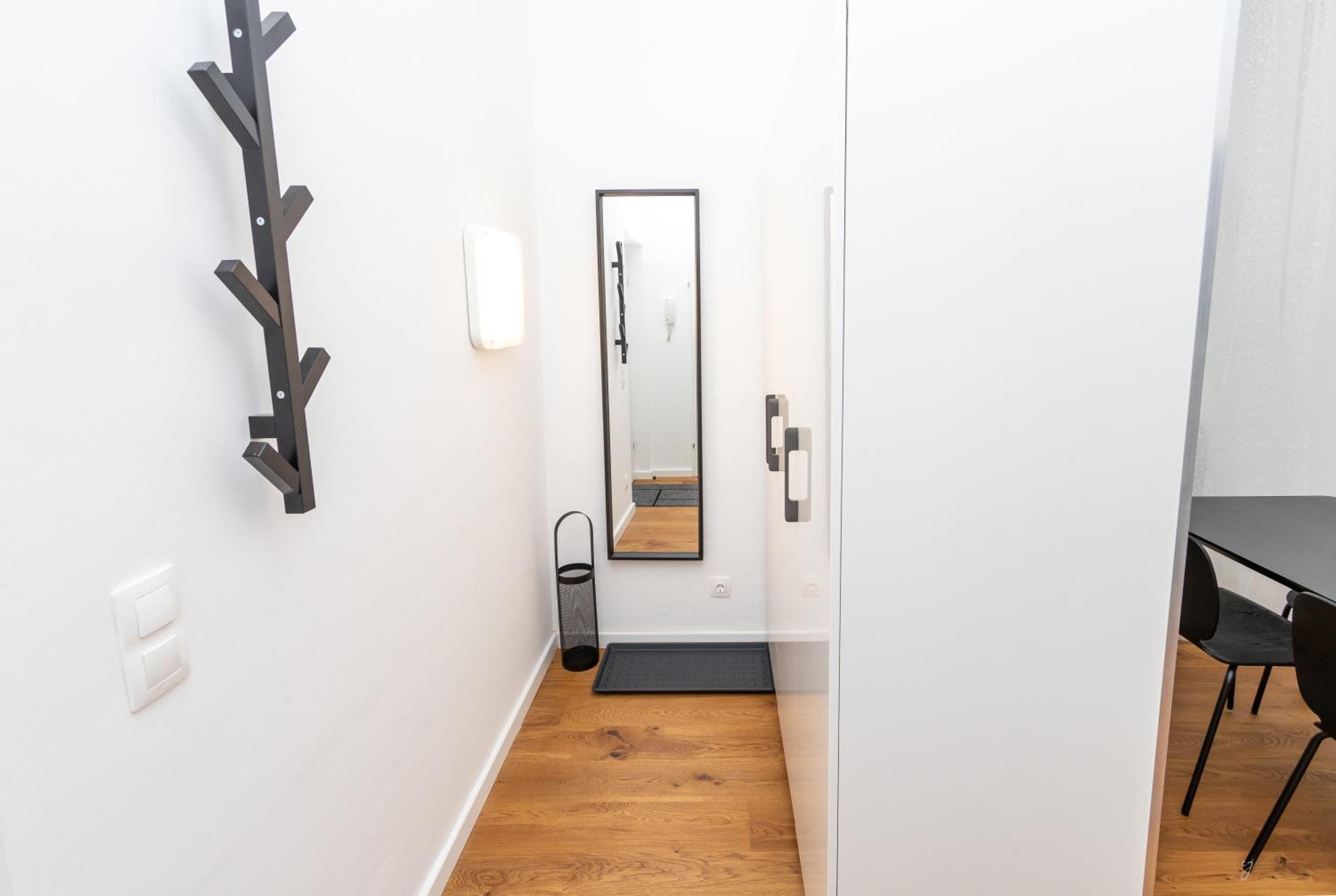 Radiant Premium Apartments - Central