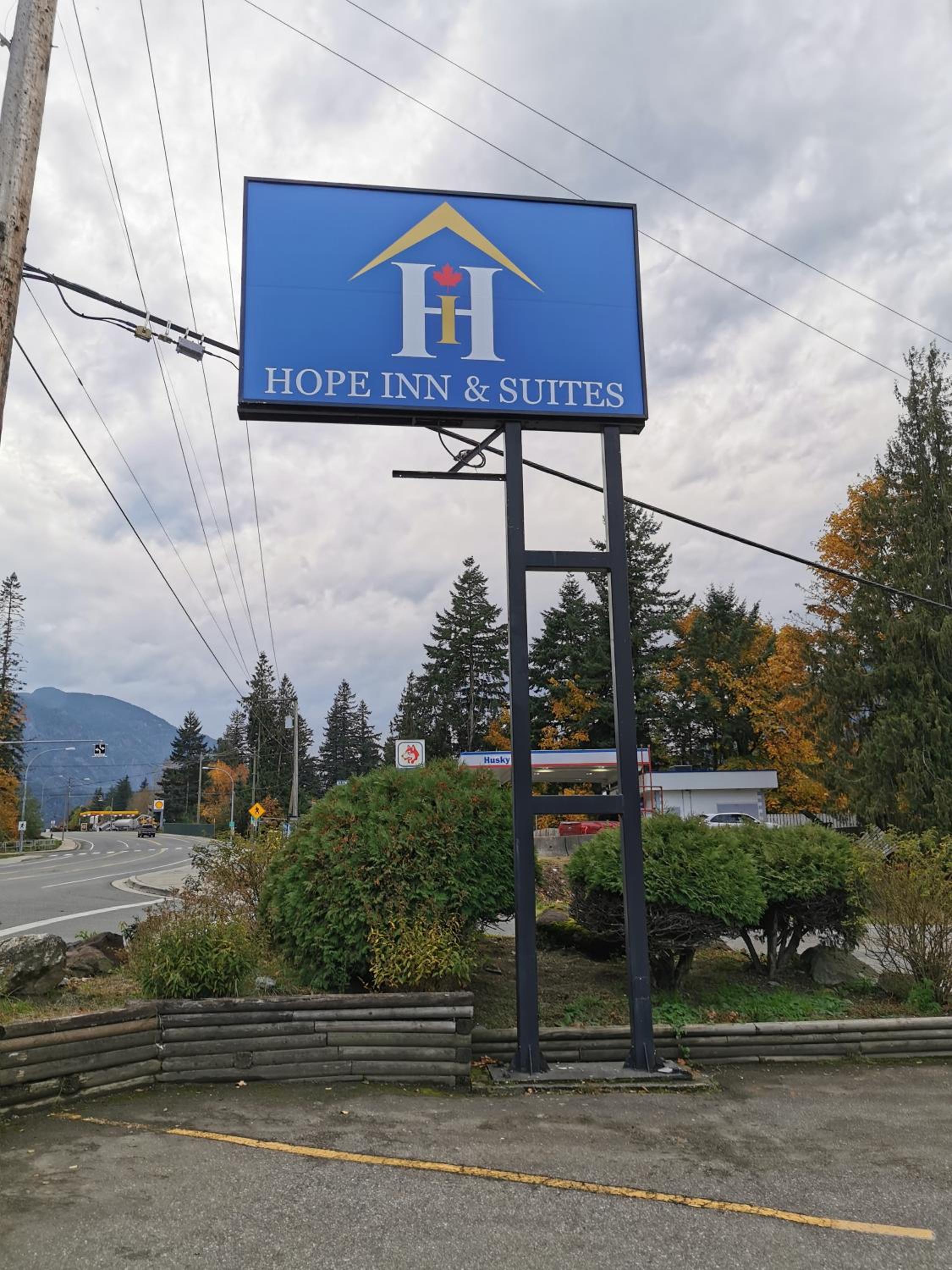 Hope Inn and Suites