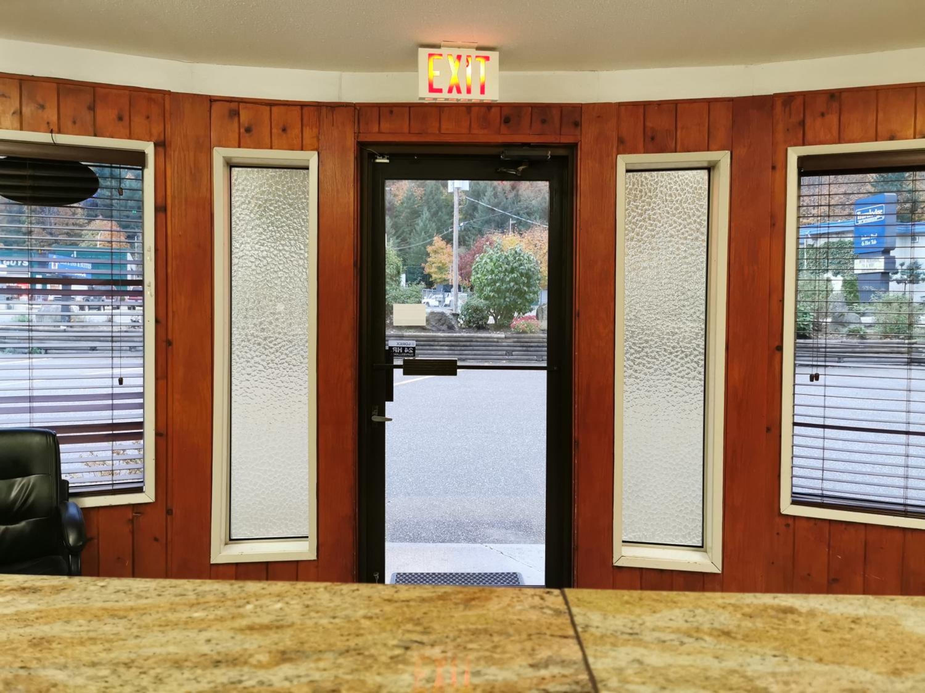 Hope Inn and Suites