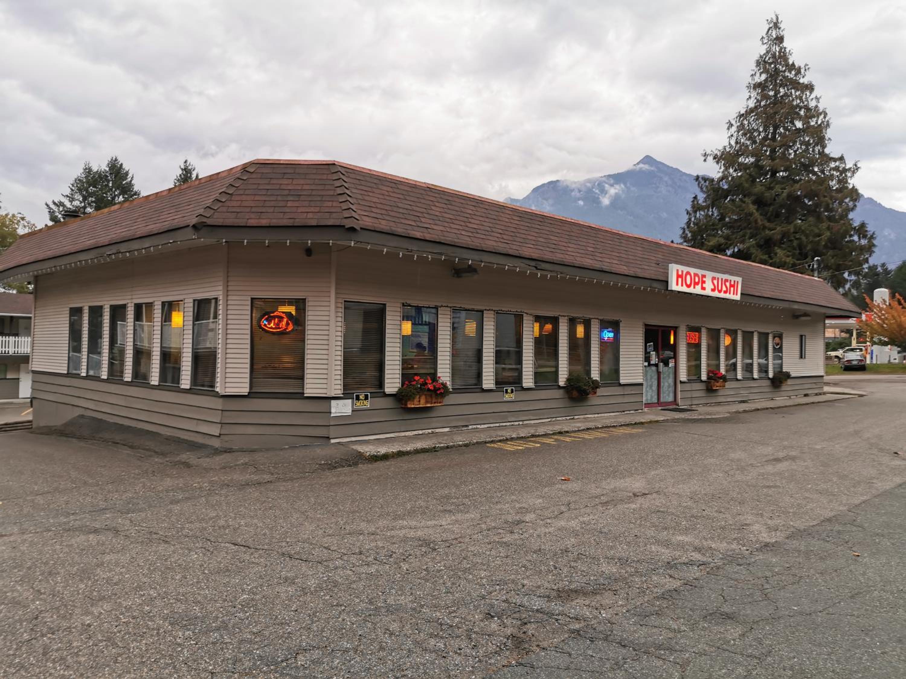 Hope Inn and Suites
