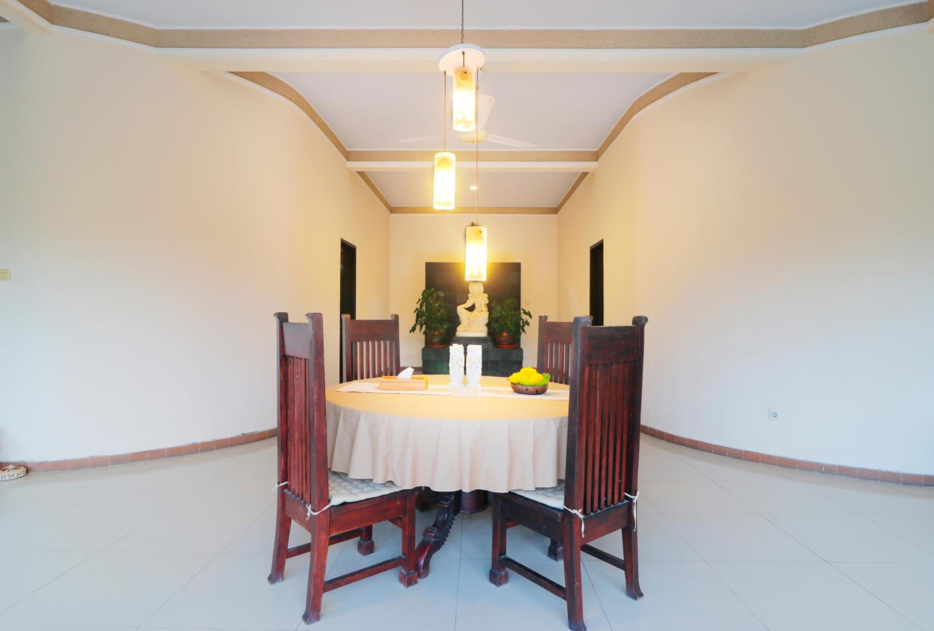 Heliconia Villa