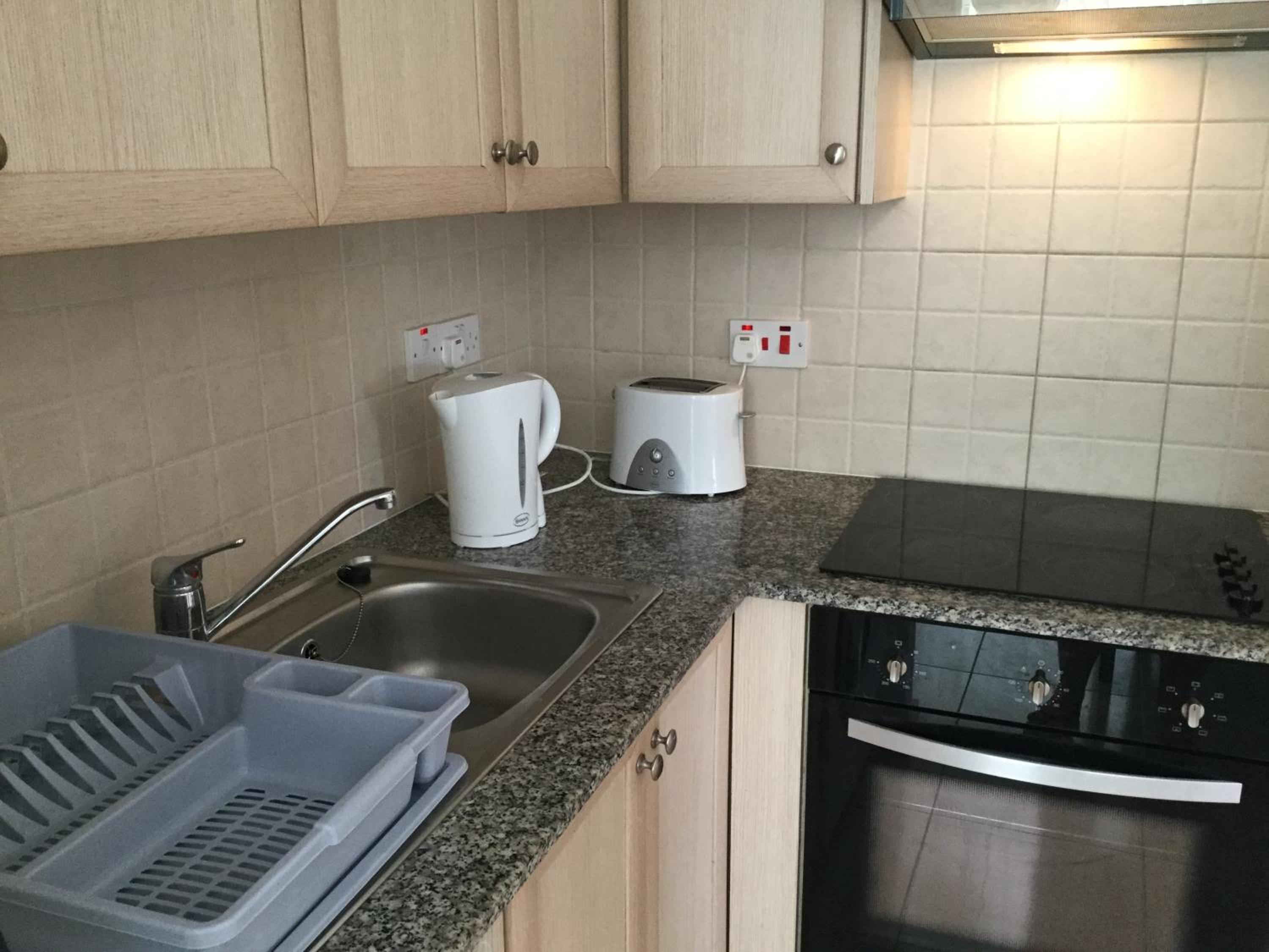 Poolside 2 bedroom apt, Paphos Riviera, Universal area