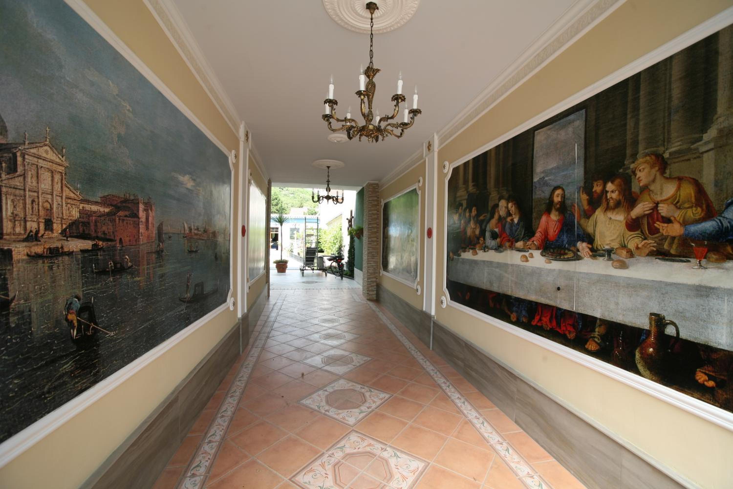 Villa-Angelina