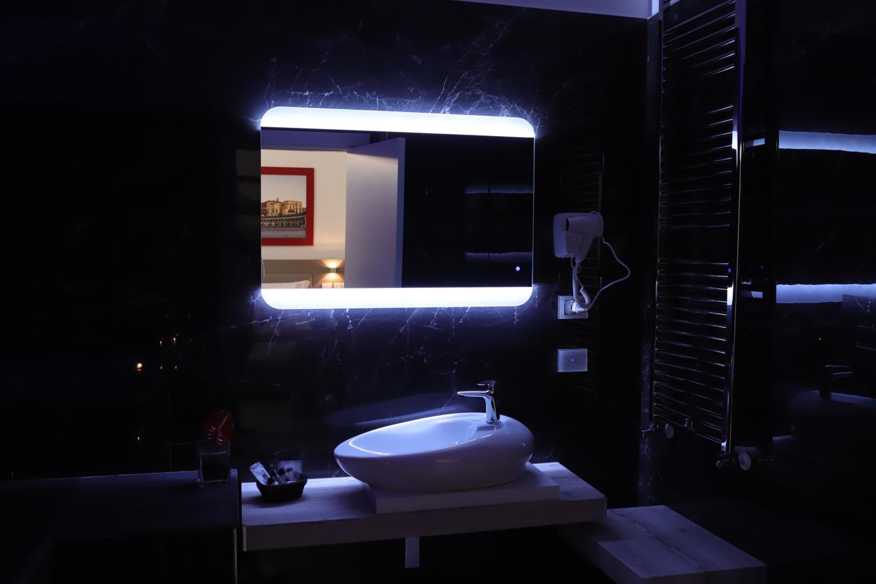 Mecla Suites