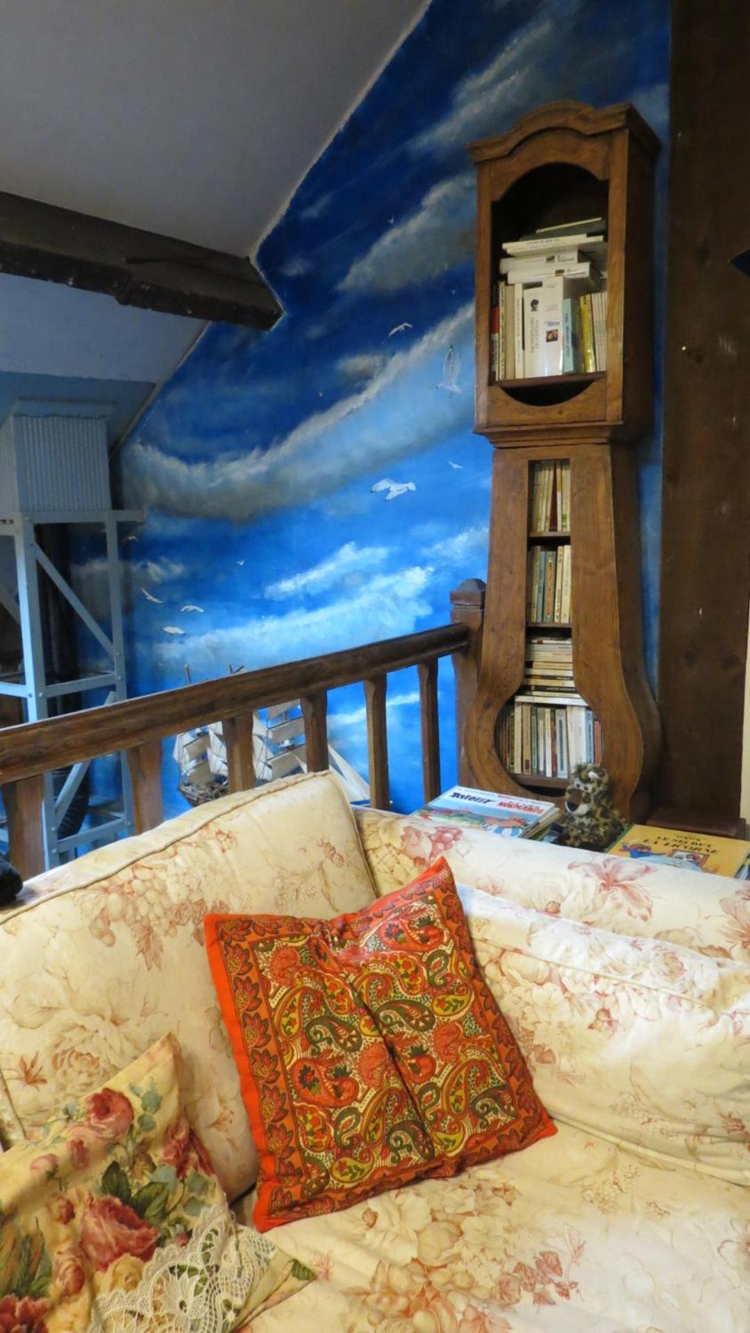 Photo 8