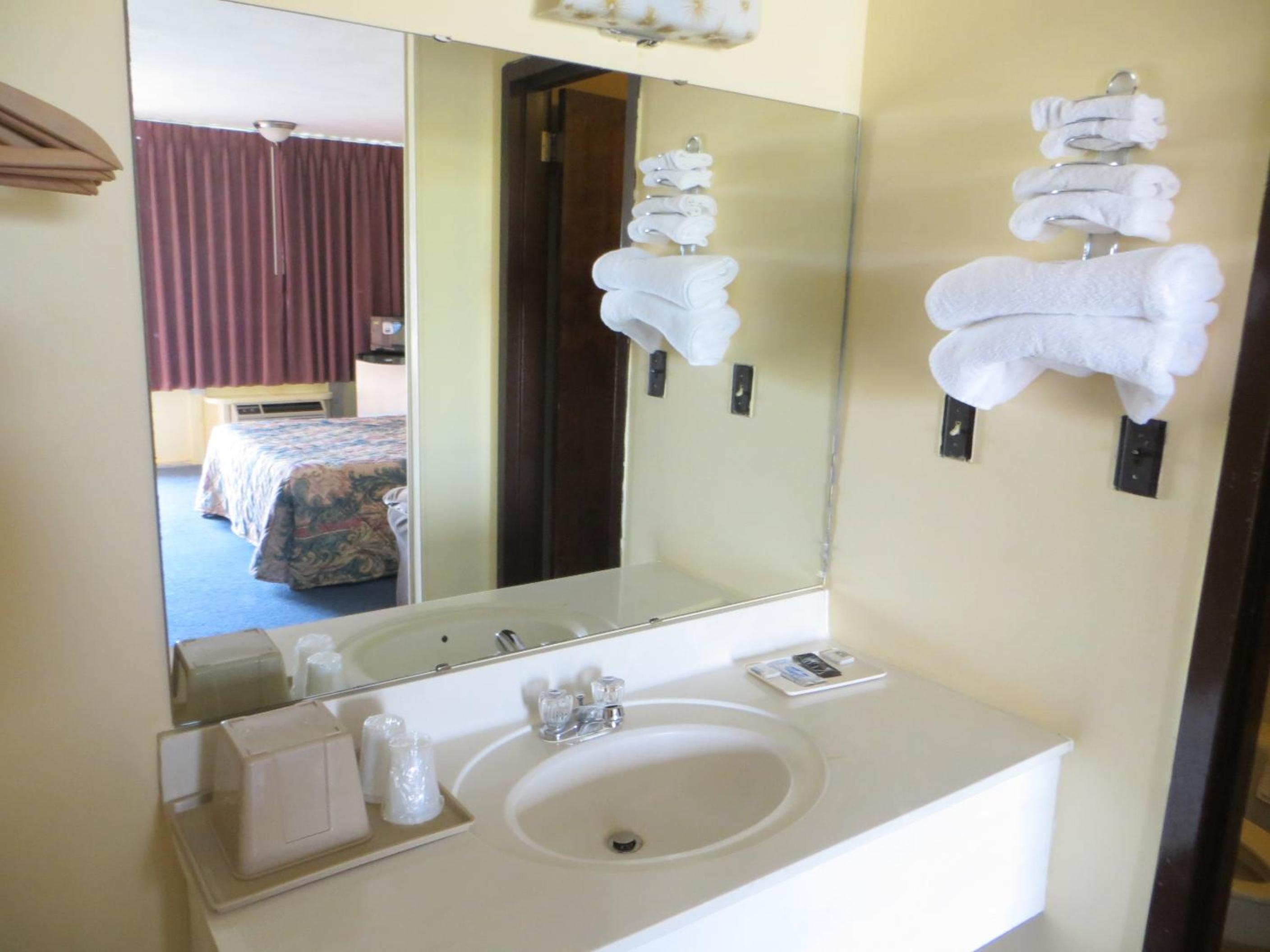 Innkeeper Motel Hamel - Property Image 6