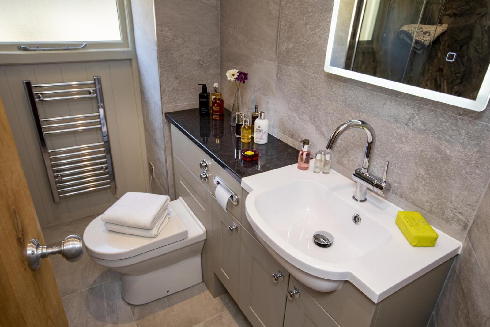 Thirley Cotes Farm Cottages