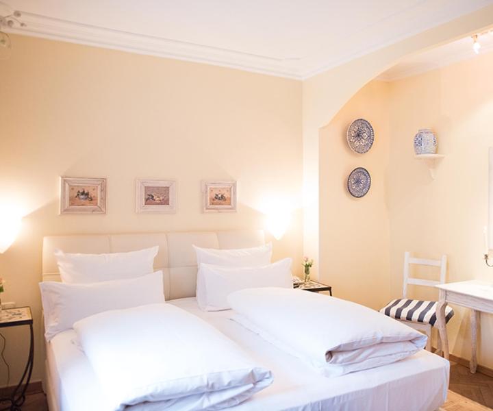 Hotel Ritzi en Munich — bedroom